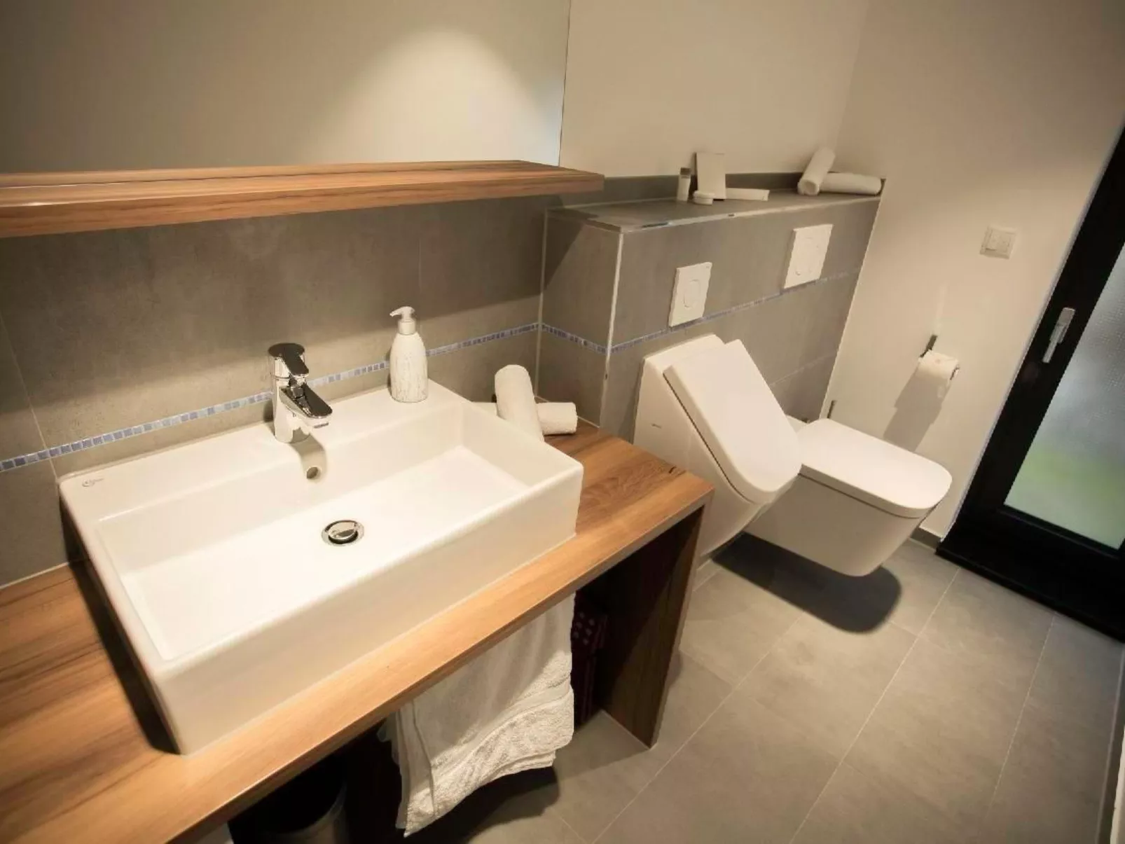 In Sellin mit Terrasse, Grill und Garten - Image-tags.info