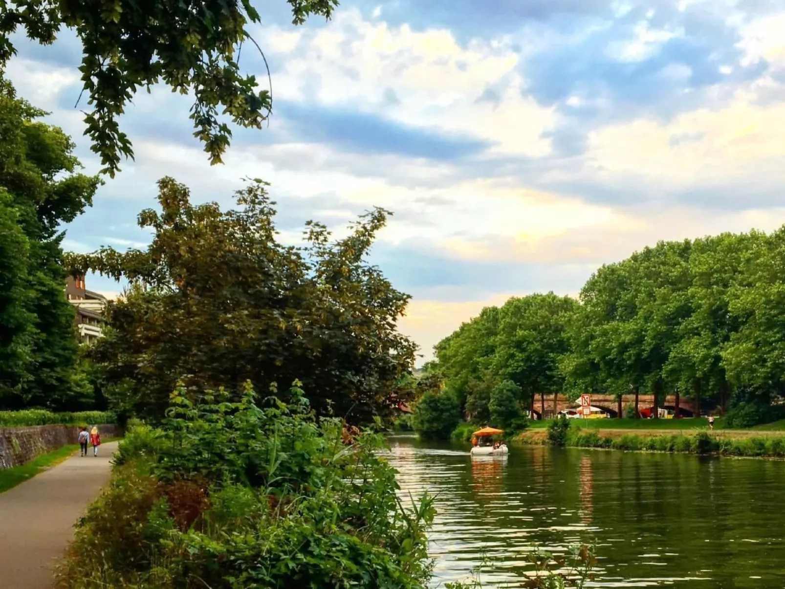 In St. Johann - Image-tags.info