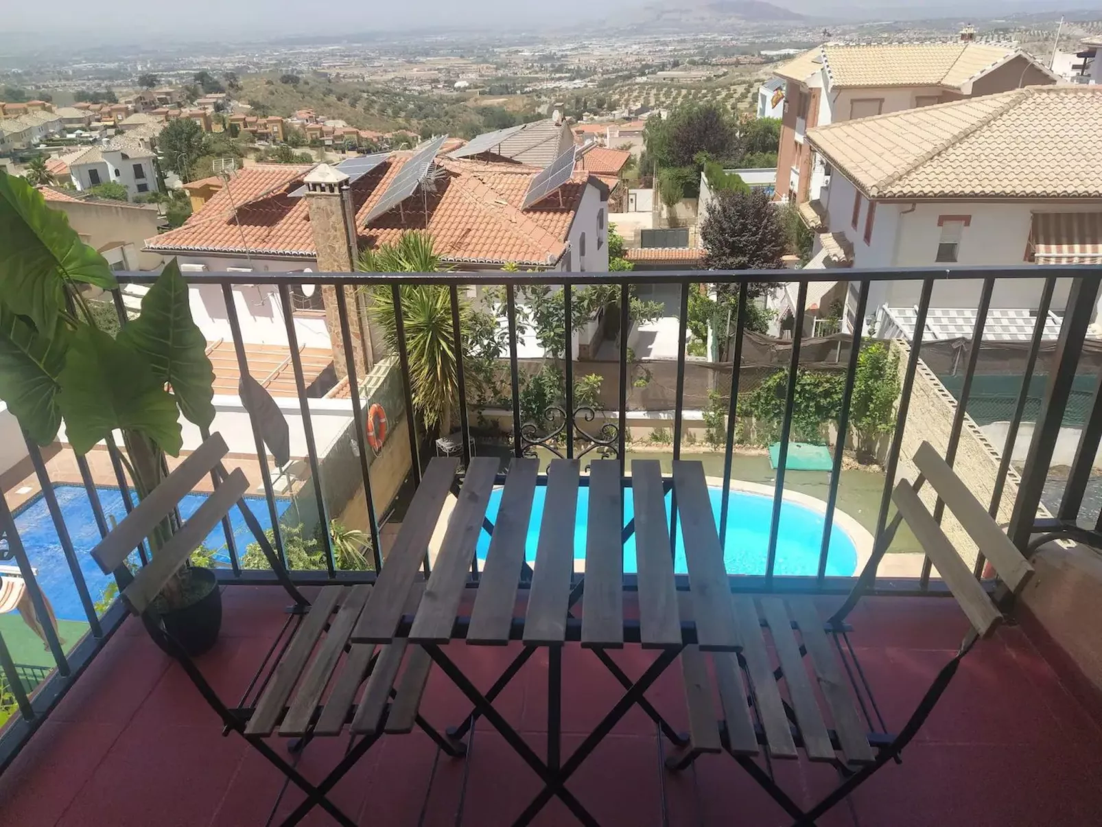 Helles Haus mit Aussicht und privatem Pool - Image-tags.info