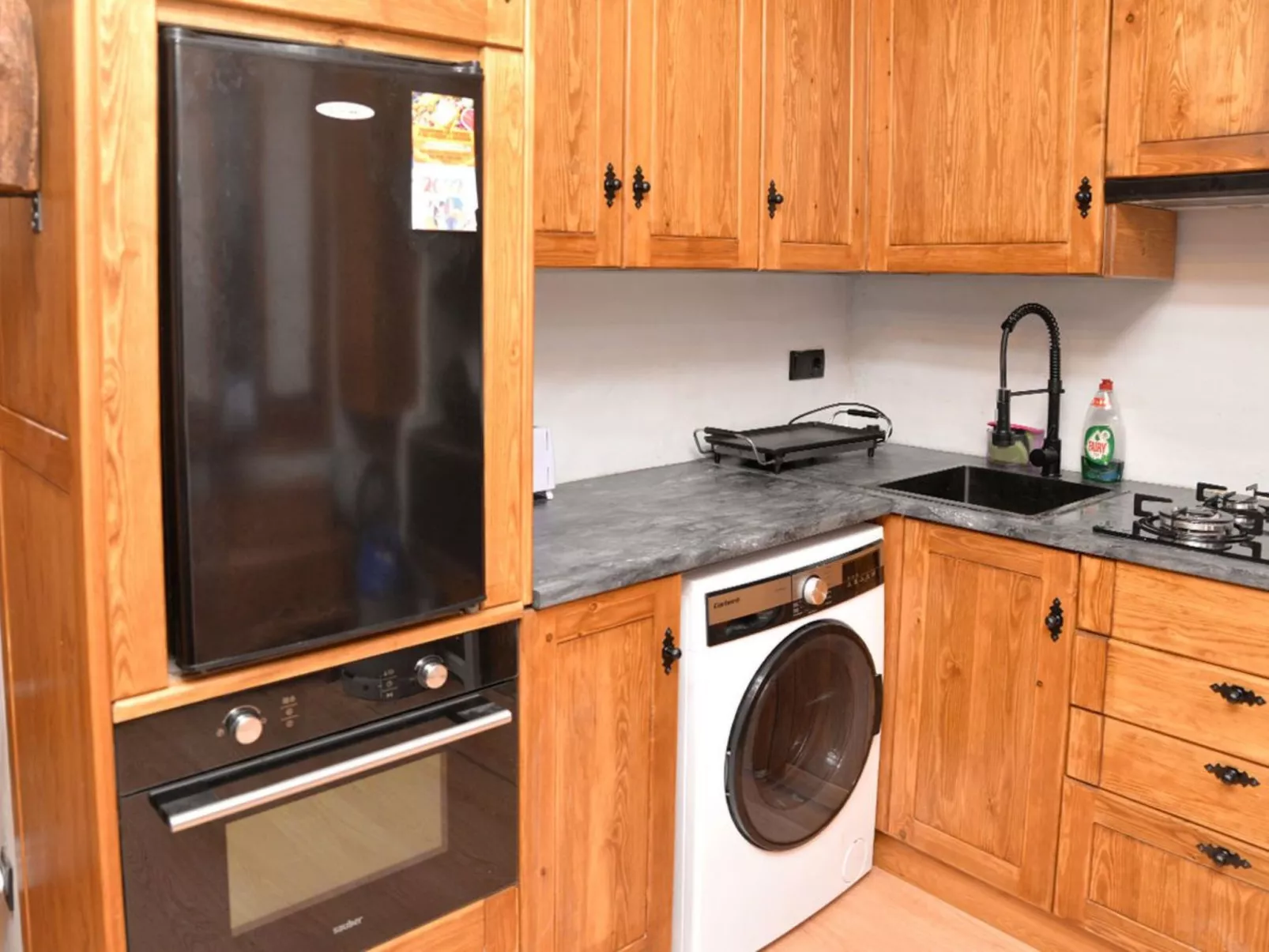 Rustikal-moderne Wohnung für 6 Personen - Pobla de Lillet - Image-tags.info