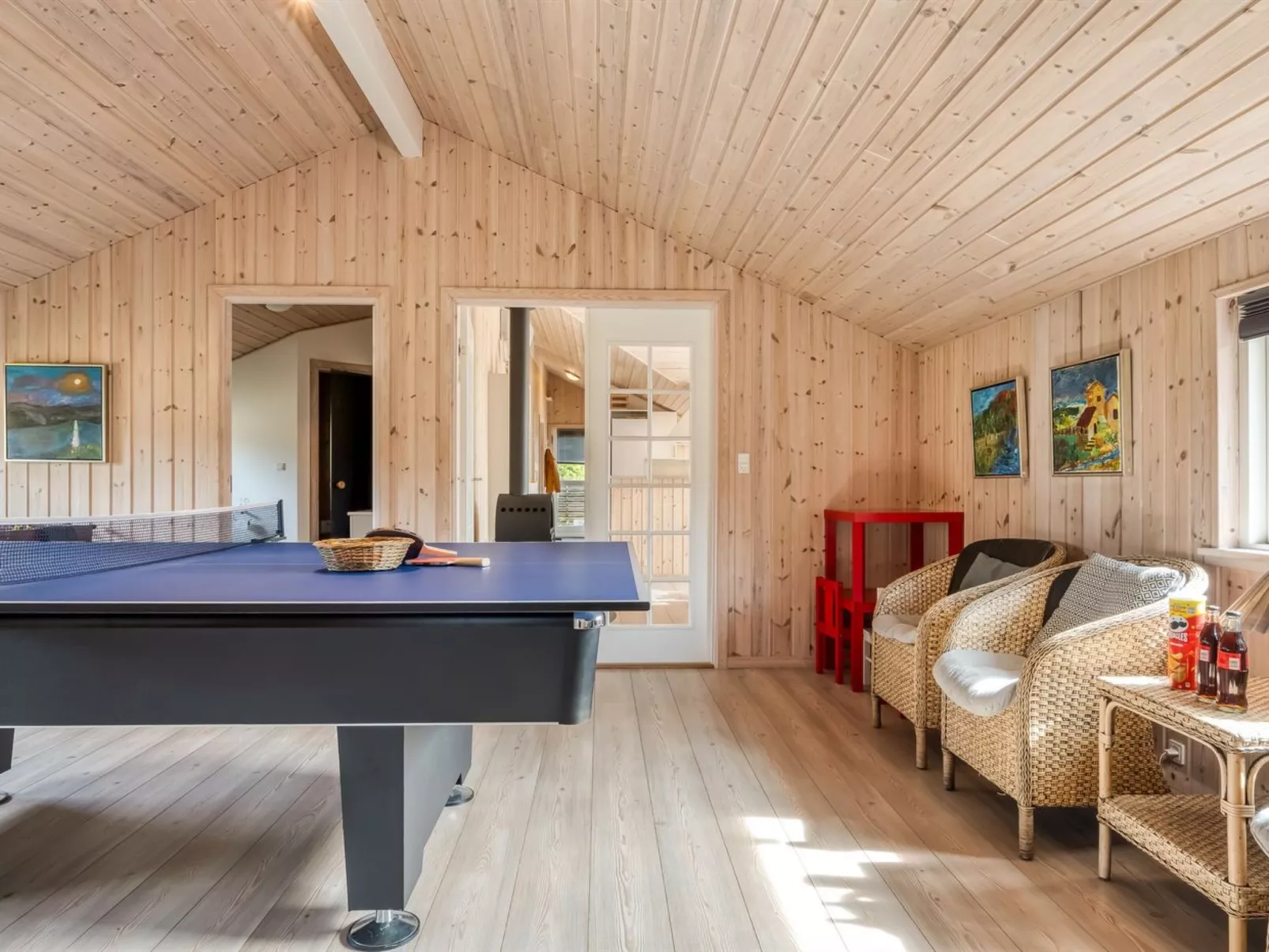 "Botwith" - 2.8km from the sea - Binnen