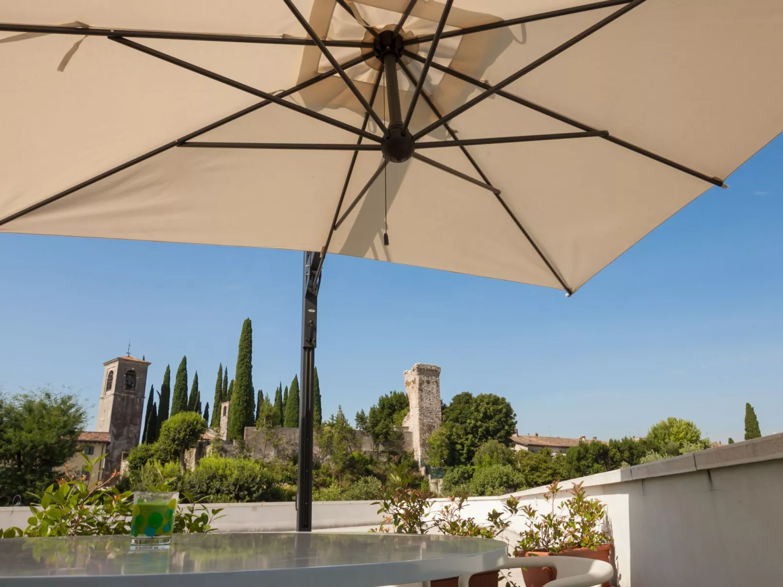 Wohnung mit Jacuzzi und Terrasse - Image-tags.info