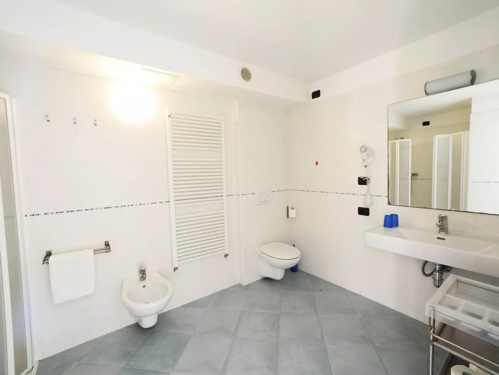 Zwei-Zimmer-Wohnung mit Seeblick - Image-tags.info