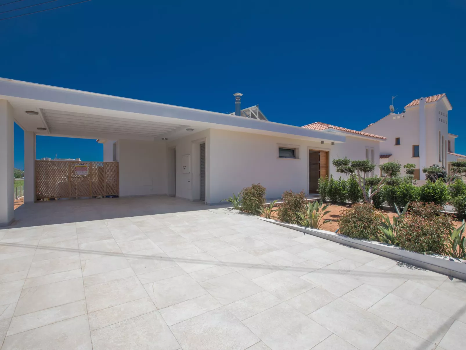 In Ayia Napa mit großem Patio - Image-tags.info