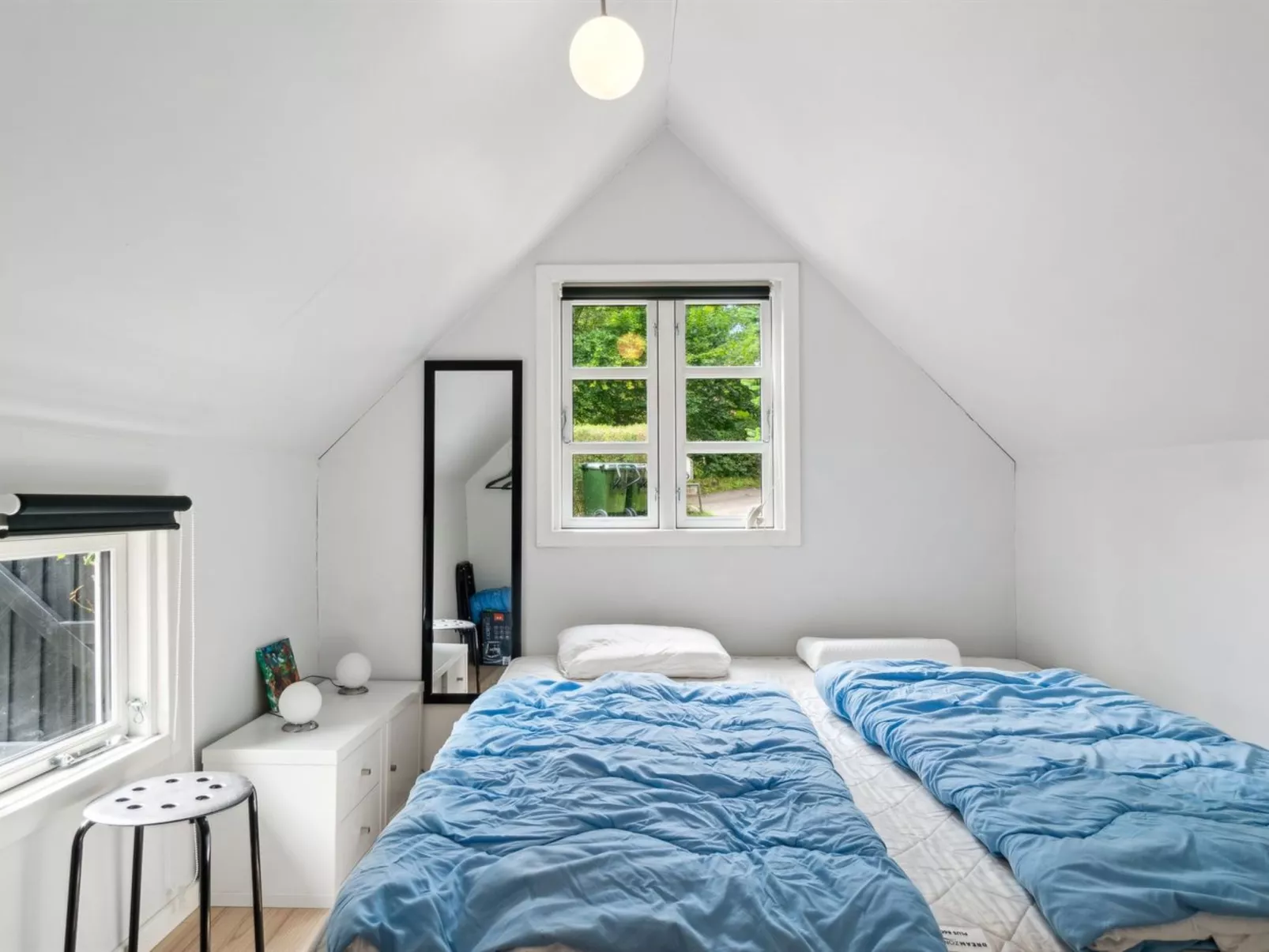 "Vesa" - 2.4km from the sea - Binnen