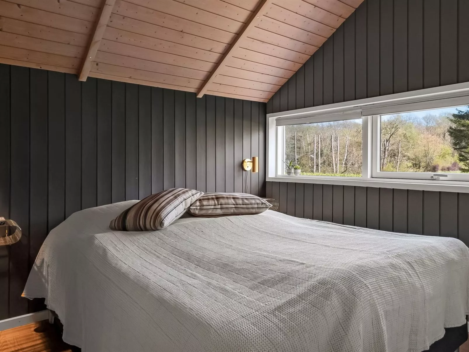 "Truels" - 30km from the sea - Binnen