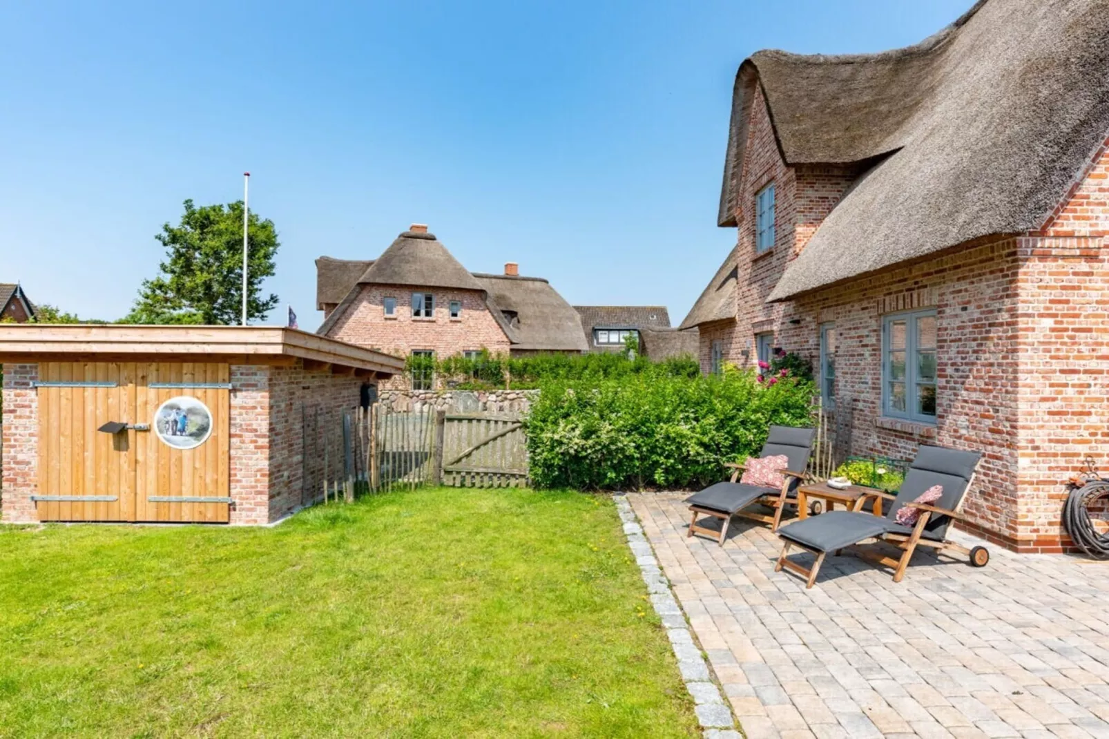 540040 - Buitenkant zomer