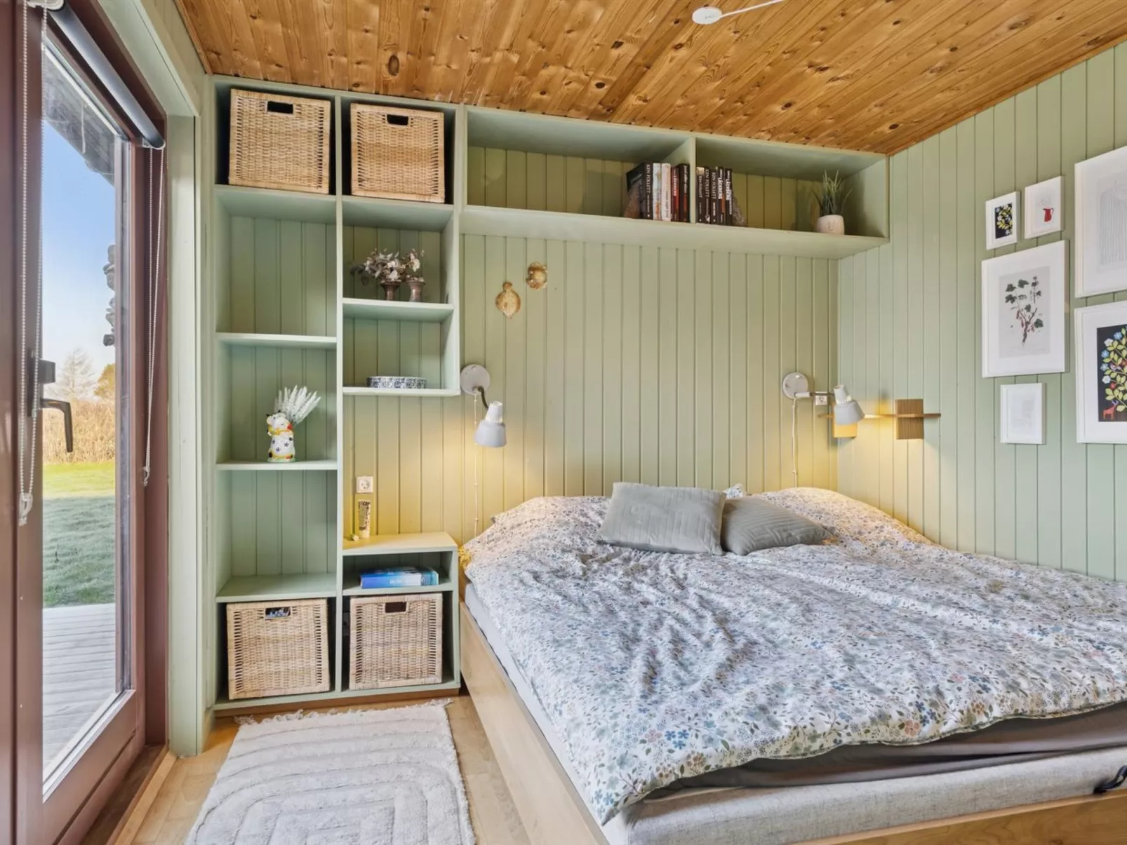 "Joseph" - 500m from the sea-Binnen