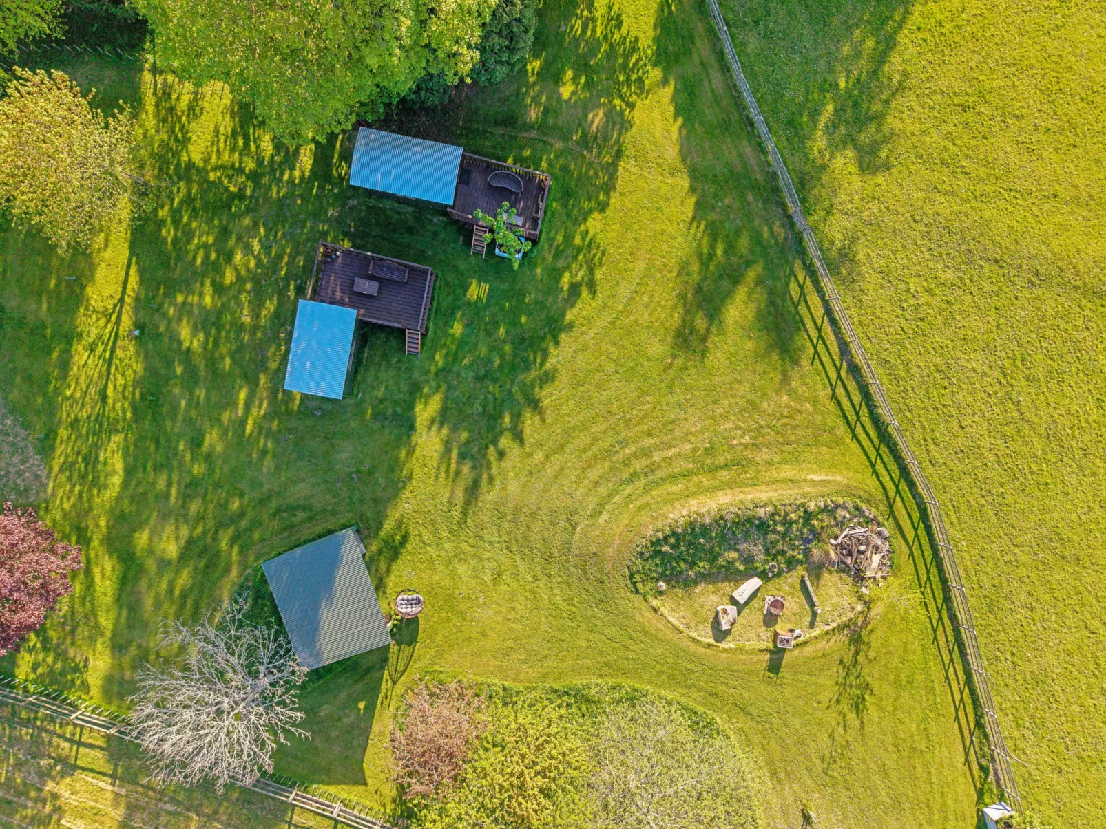 Shepherd's Hut at Hilltop Farm - Buiten