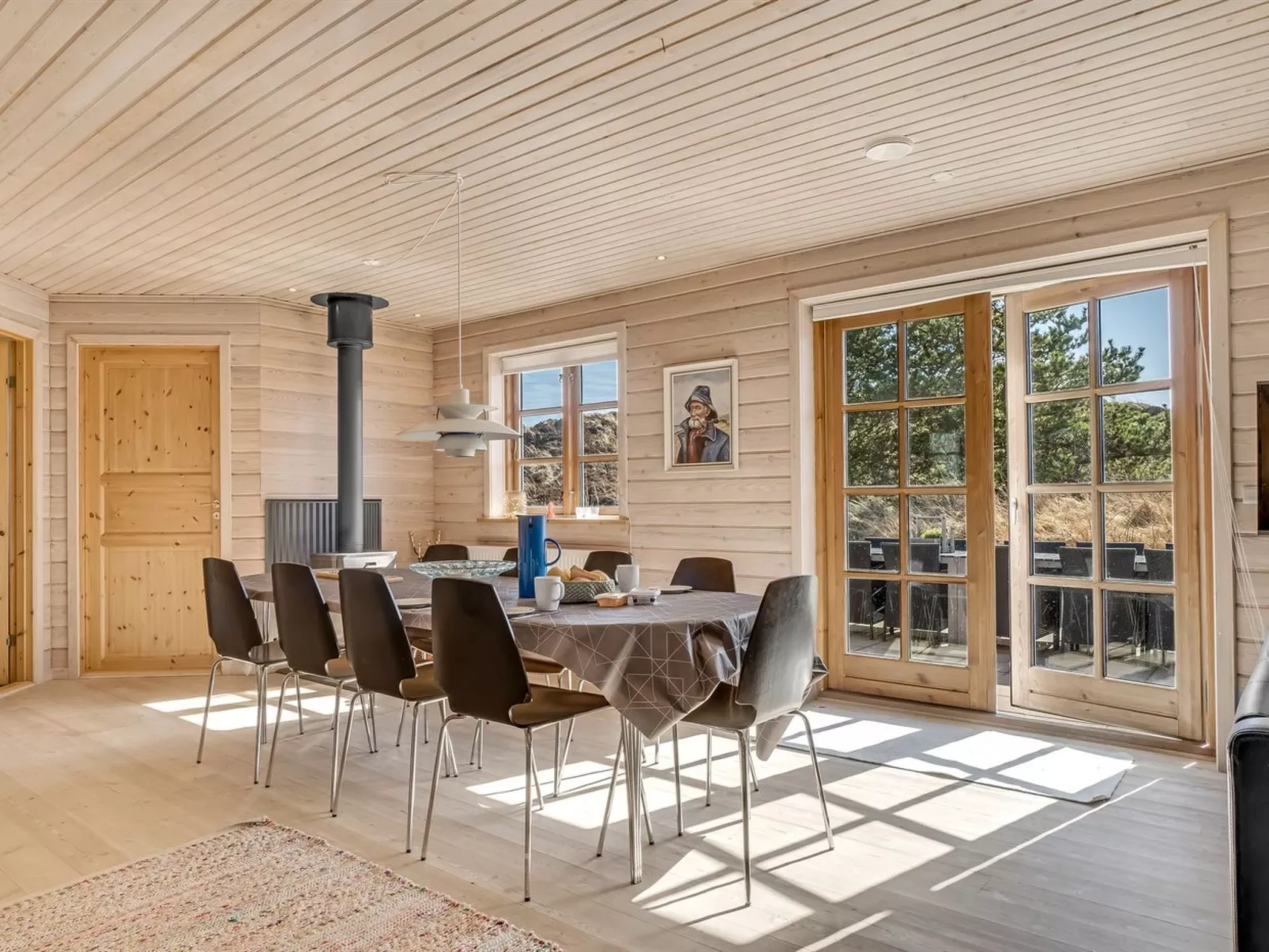 "Uolevi" - 600m from the sea - Binnen