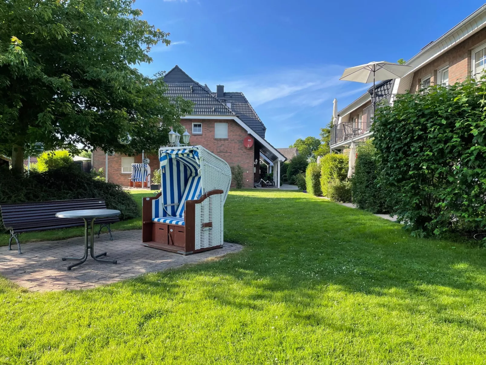 Mit Terrasse - Image-tags.info