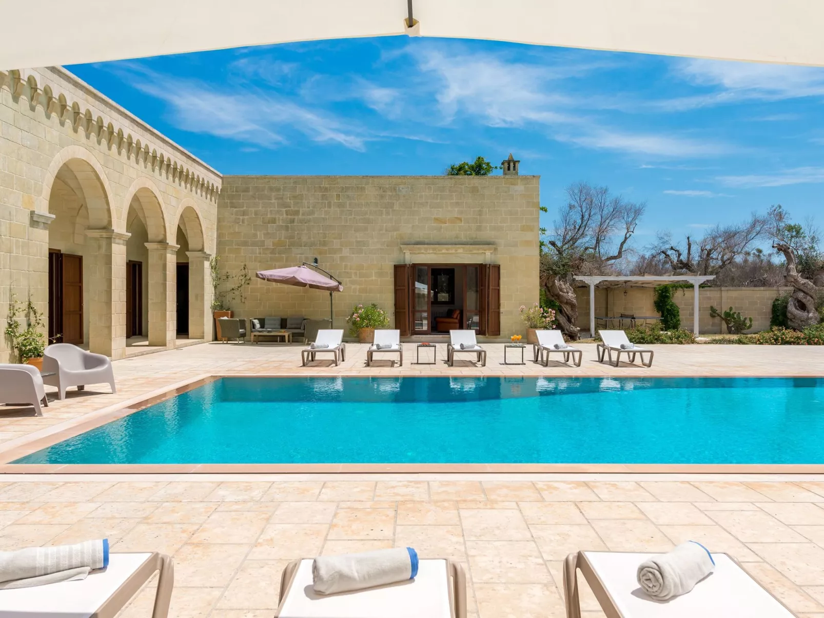 Modernes Bauernhaus mit Pool in der Nähe von Otranto-Salento - Image-tags.info