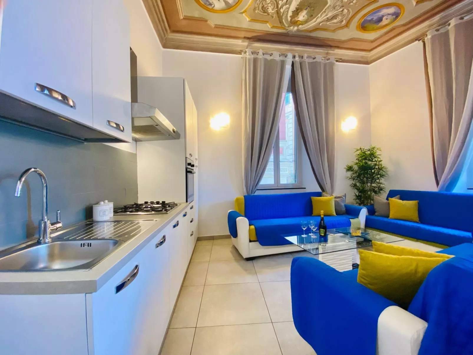 Charmante Wohnung mit Meerblick und Garage - Image-tags.info