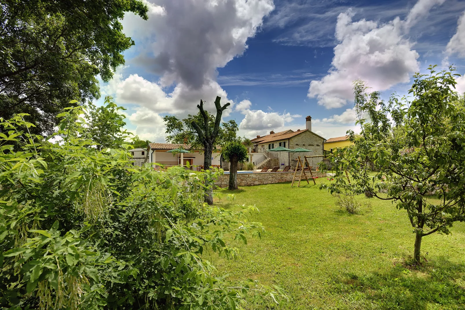 Villa Lucy-Tuinen zomer