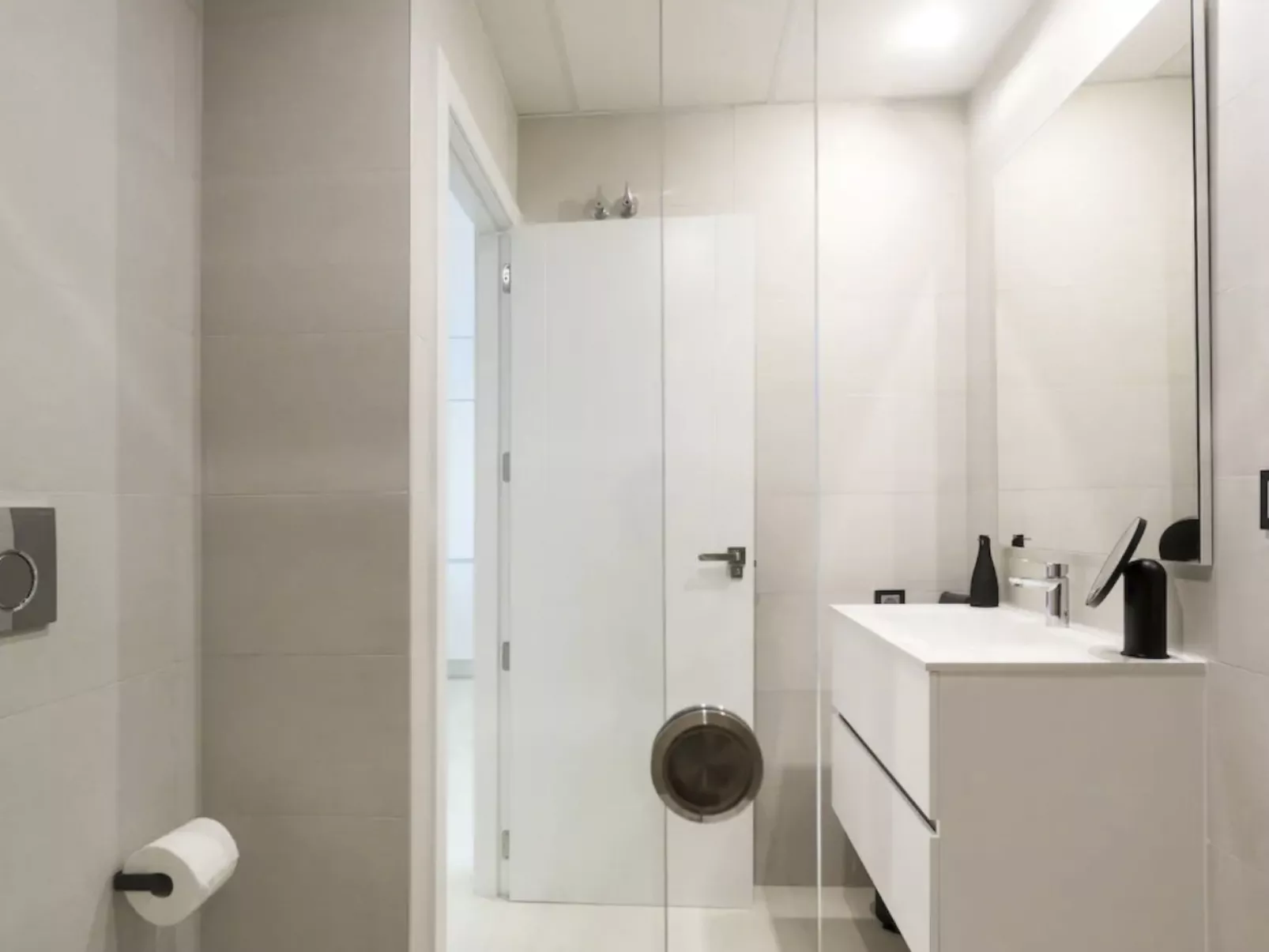 Luxuriöses Apartment mit Pool und Garage am Poniente Beach! - Image-tags.info