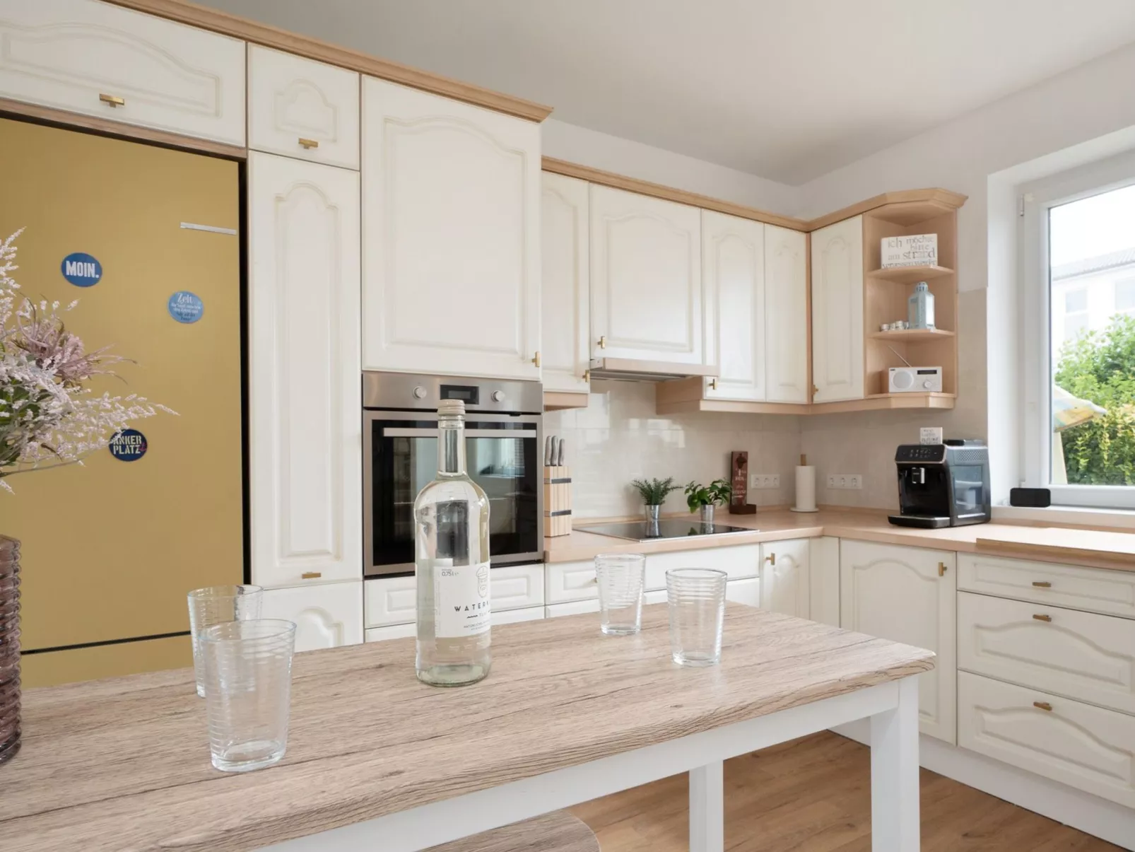 Captains Quarters 5 - strandnah, maritimer Charme - Image-tags.info