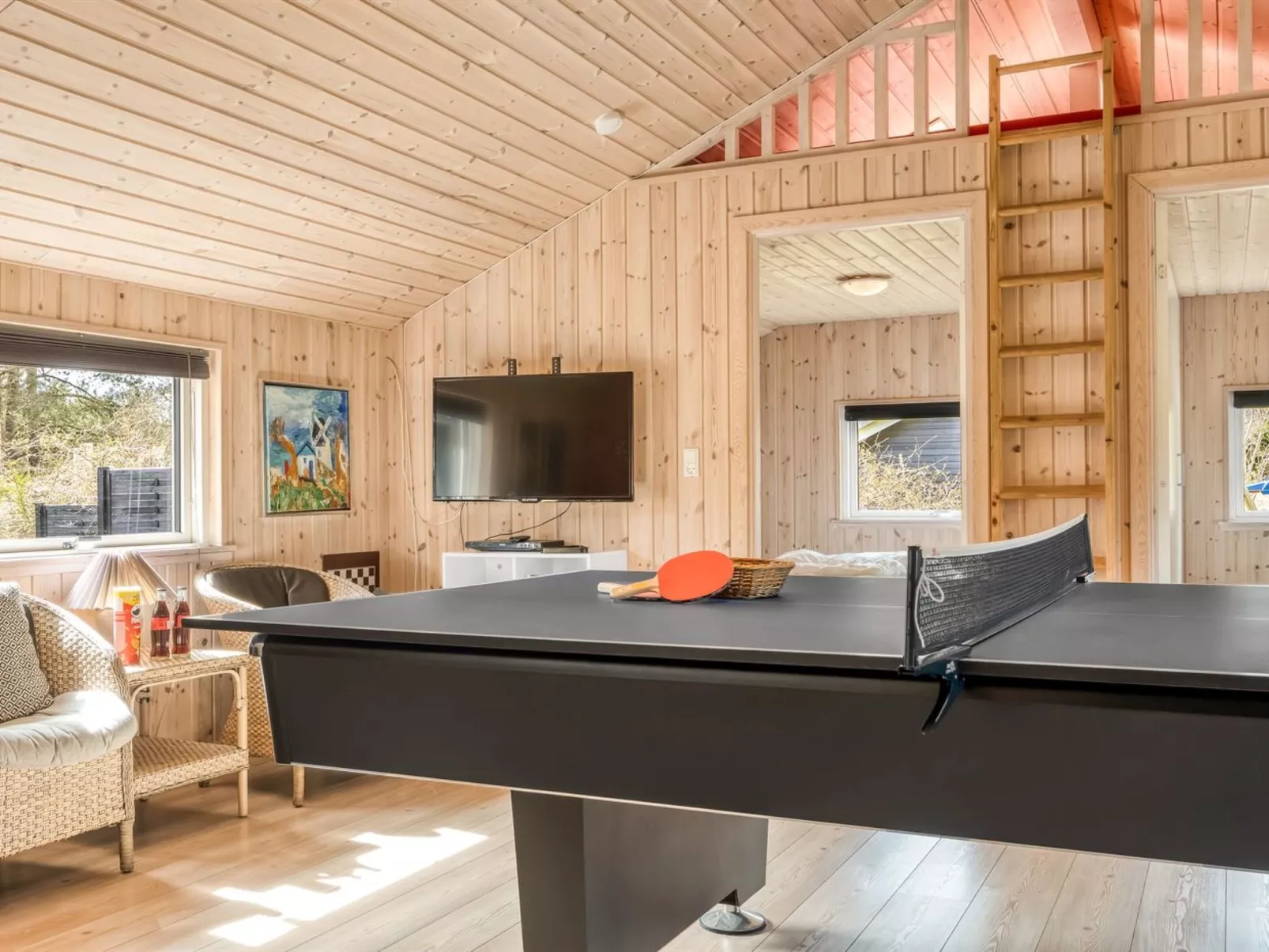 "Botwith" - 2.8km from the sea - Binnen