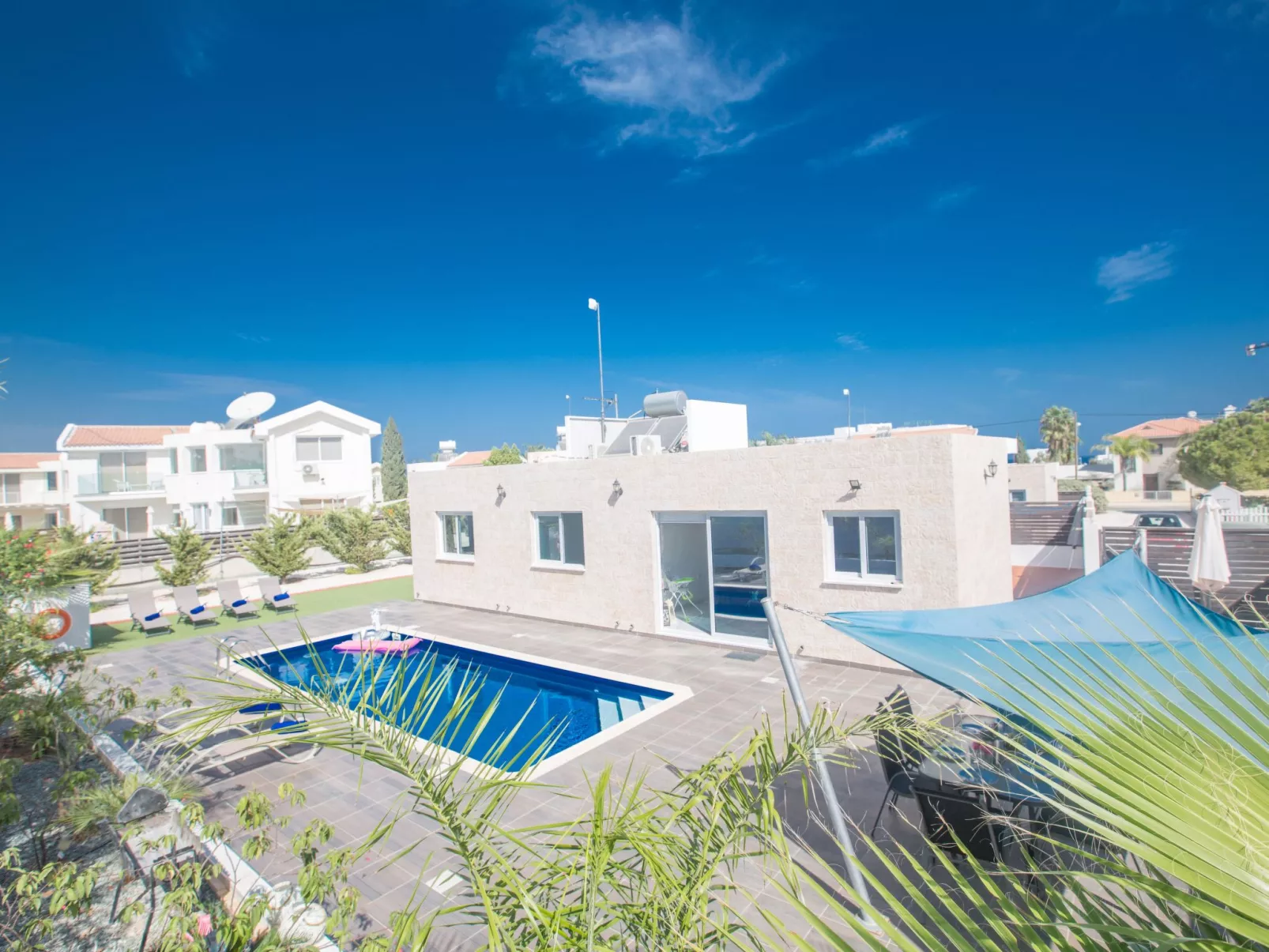 3 Schlafzimmer Villa mit Pool in Protaras Zentrum - Image-tags.info