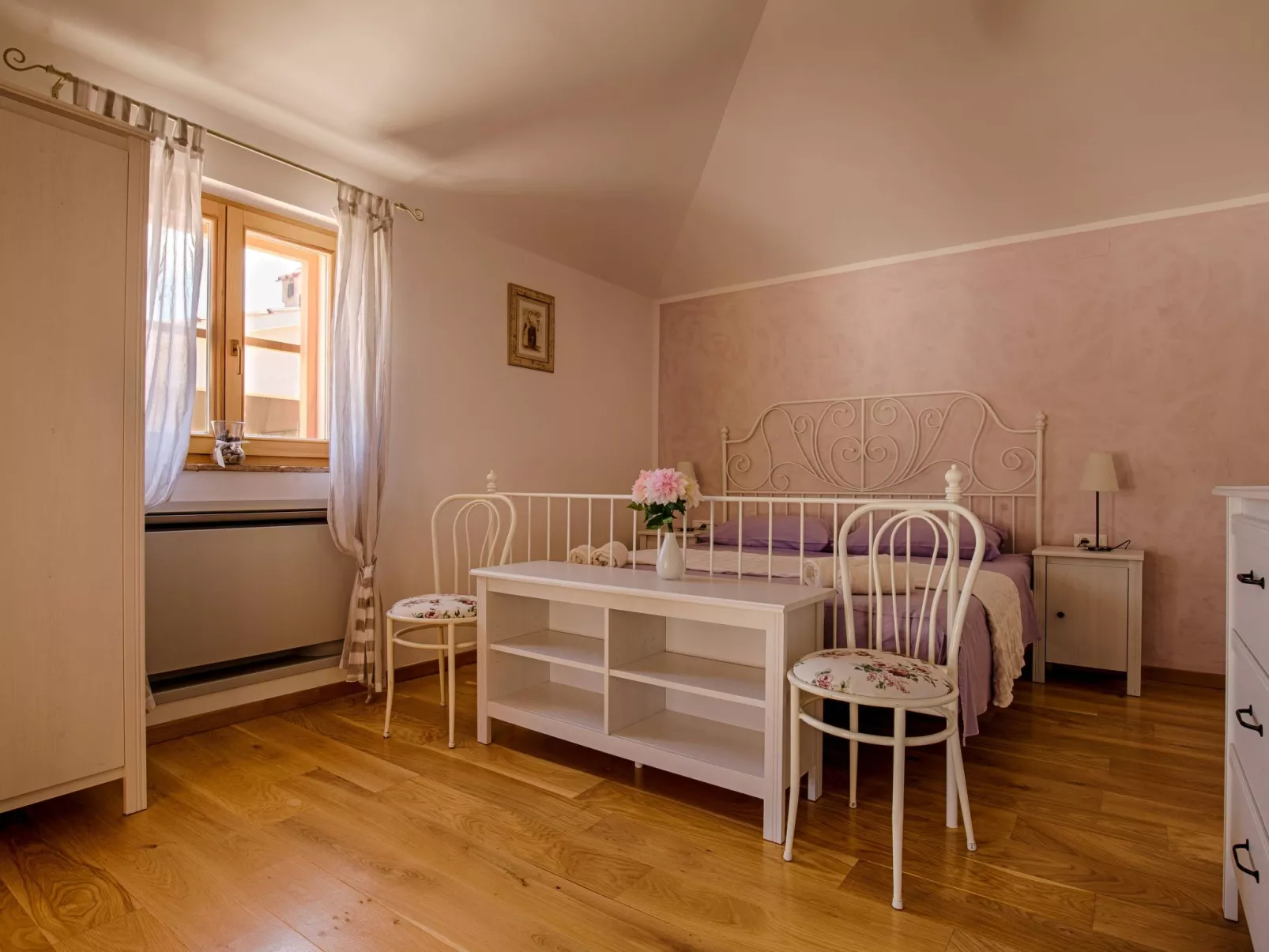 In Kras mit privatem Parkplatz - Image-tags.info