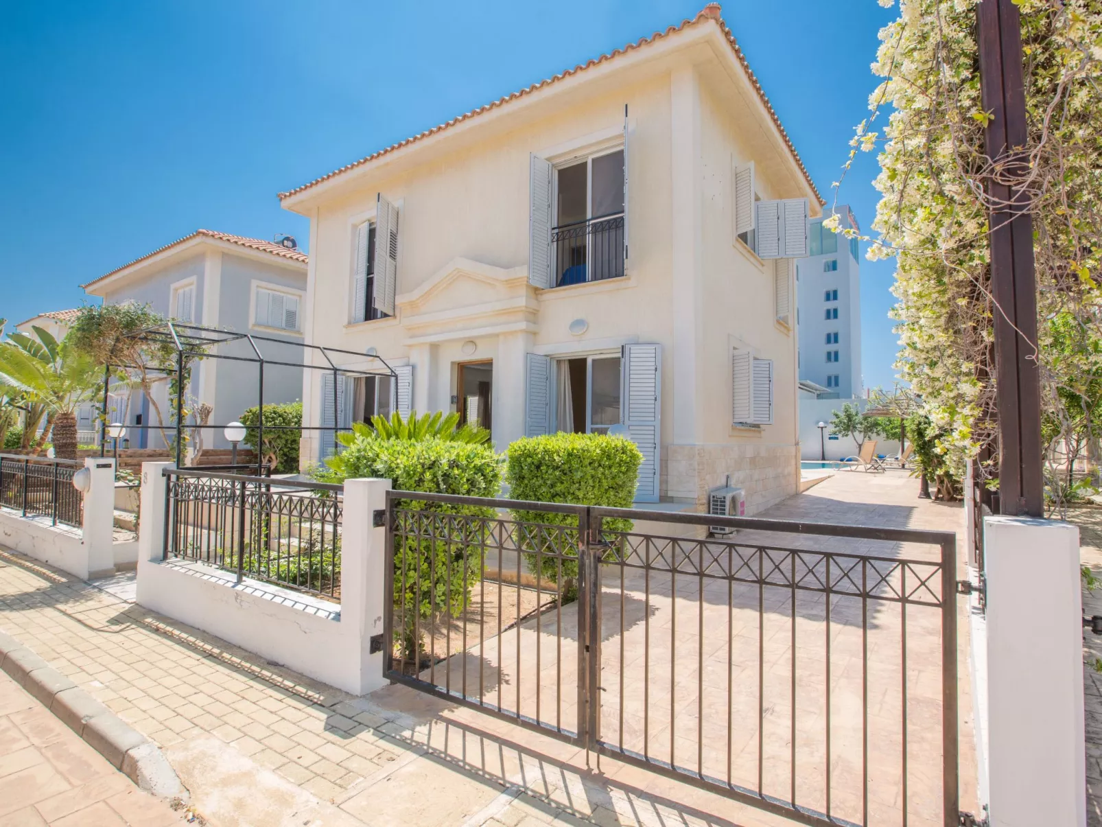 In Protaras mit privatem Parkplatz - Image-tags.info