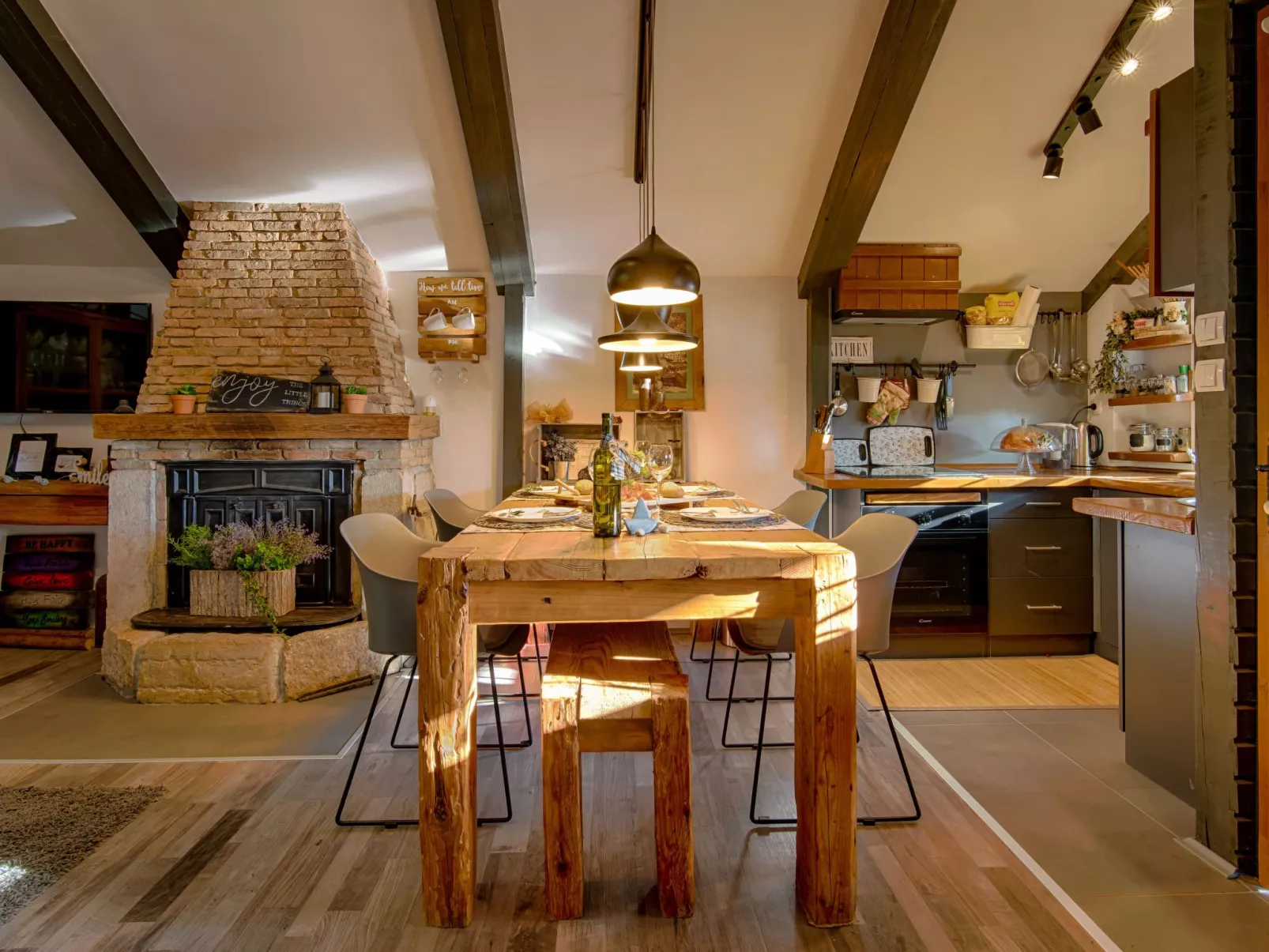 Haus mit Pool, 50 Meter vom Meer entfernt - Image-tags.info