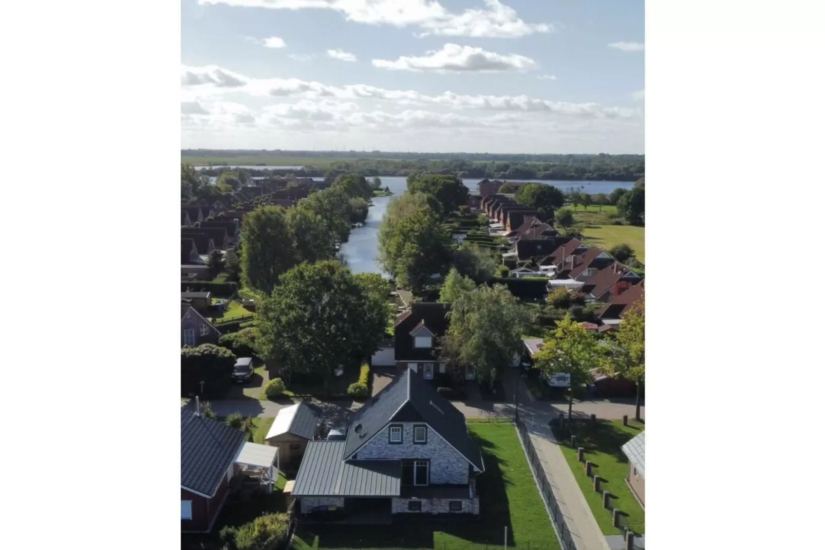 352700-Buitenkant zomer