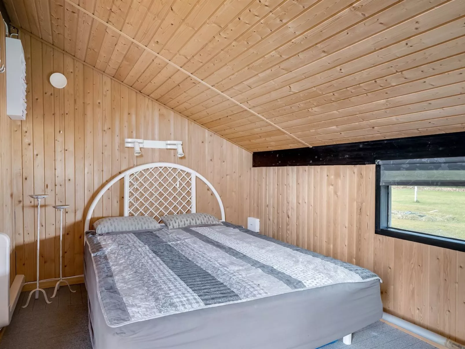 "Tosti" - 180m to the fjord - Binnen