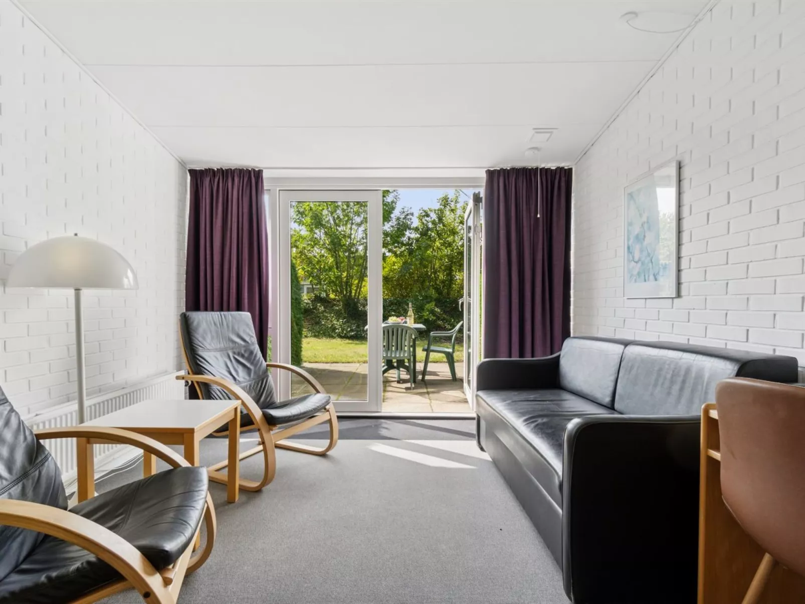 "Bengta" - 250m from the sea - Binnen