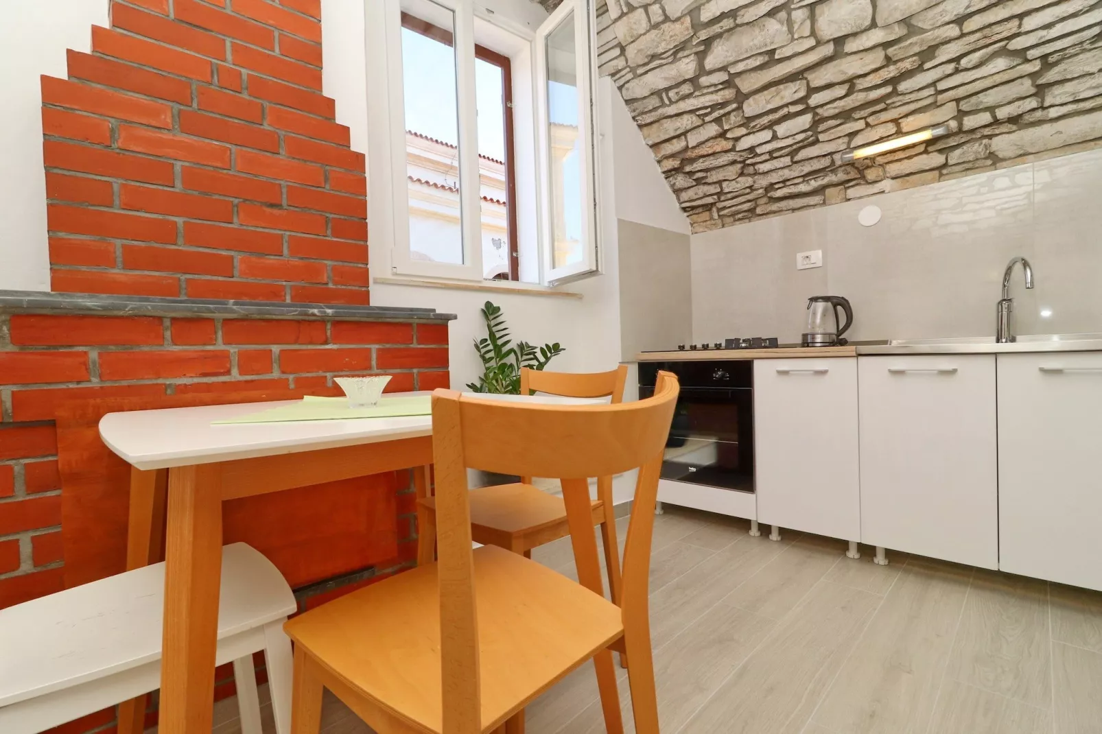 Studio Joković - Studio Apartment with Terrace and City View - Binnen
