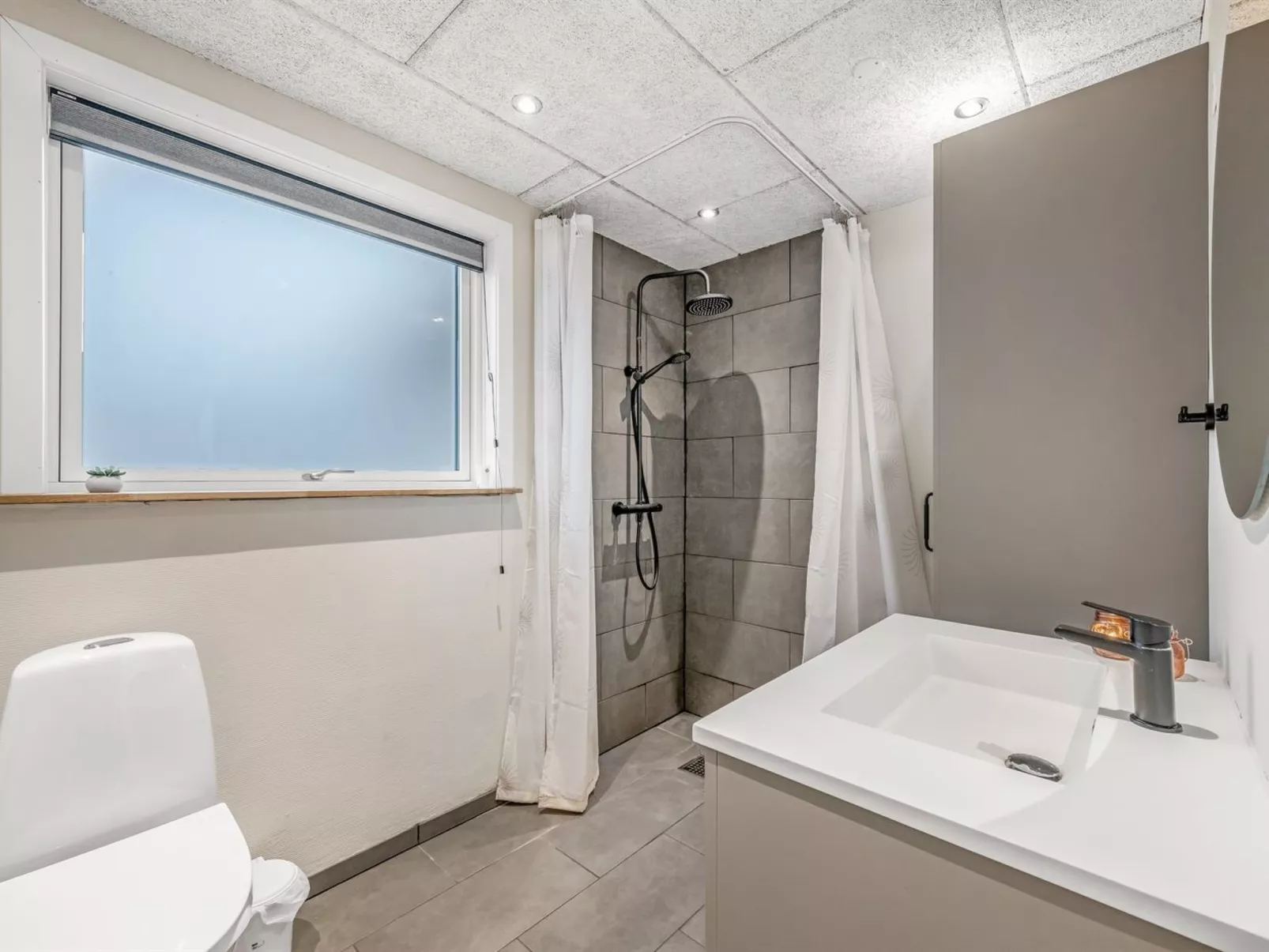 "Naia" - 300m to the fjord - Binnen