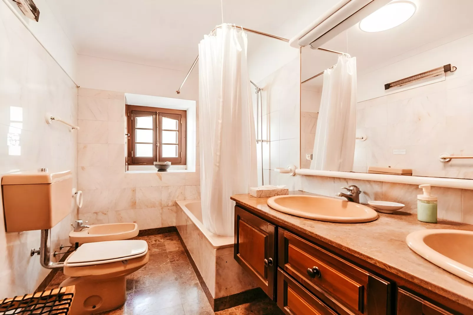 Oliveira's Houses By Gthouse-Badkamer