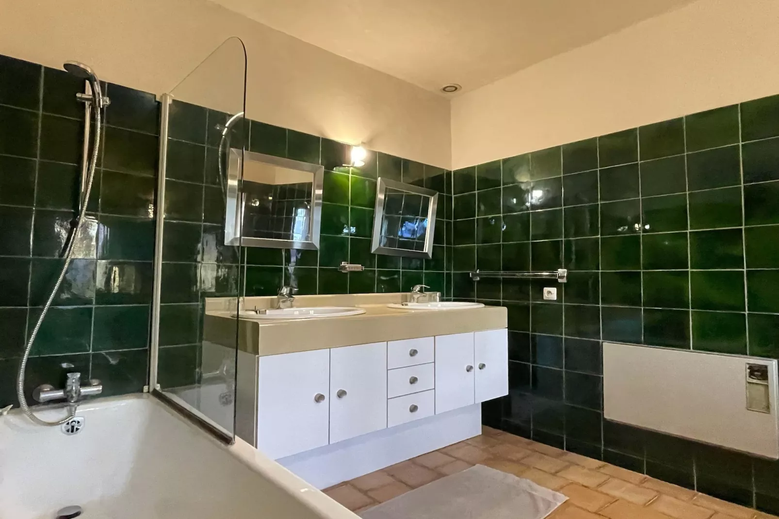 La Familiale - Maison provençale avec piscine et vue imprenable sur Gordes-Badkamer