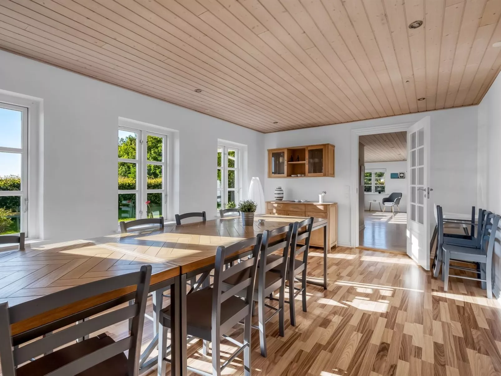 "Pauna" - 2.5km from the sea - Binnen