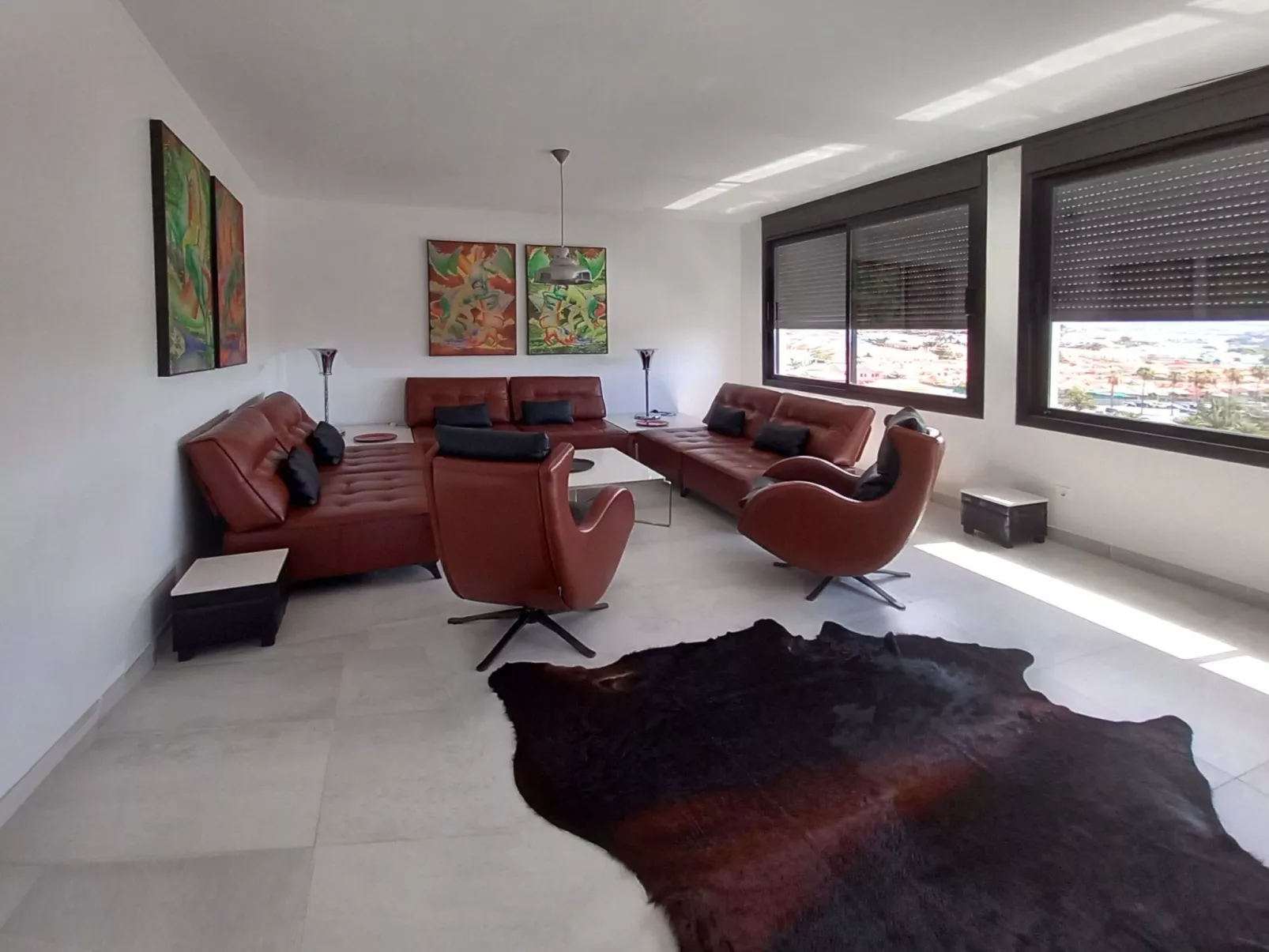 Geräumige Villa, beheizter Pool und atemberaubende Aussicht - Image-tags.info