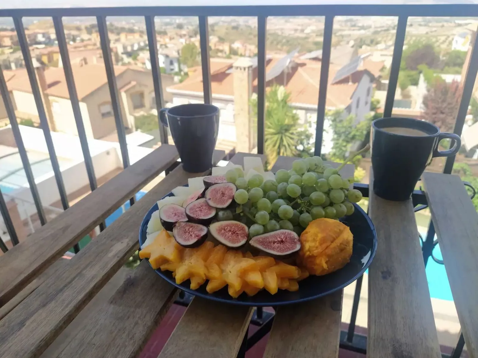 Helles Haus mit Aussicht und privatem Pool - Image-tags.info