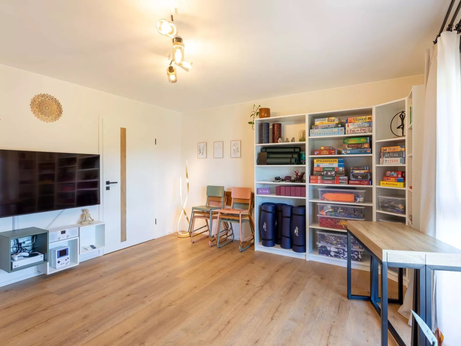 Overlook Lodge - Image-tags.info