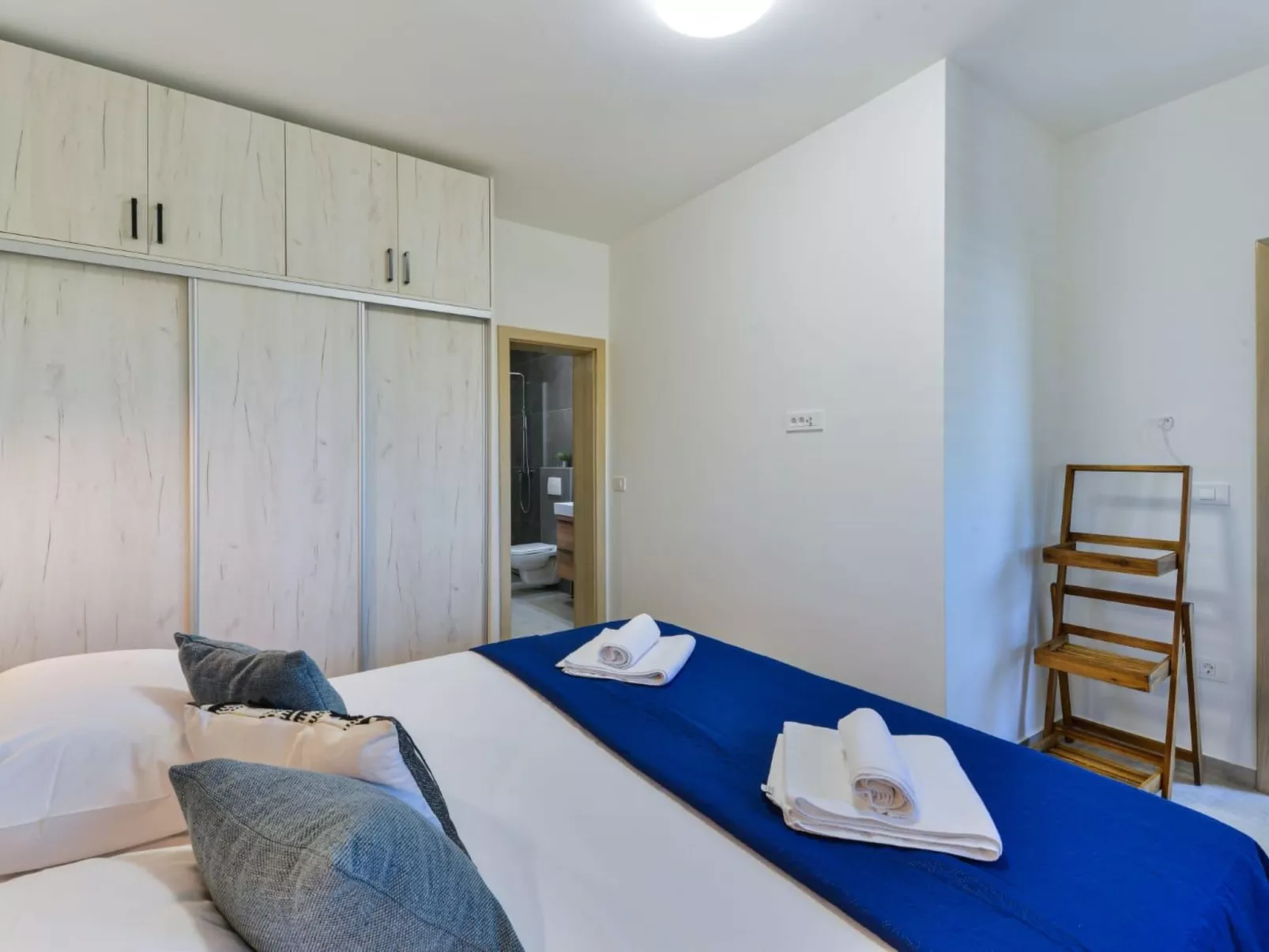 Romantische Villa mit Pool und Sauna, in Strandnähe - Image-tags.info