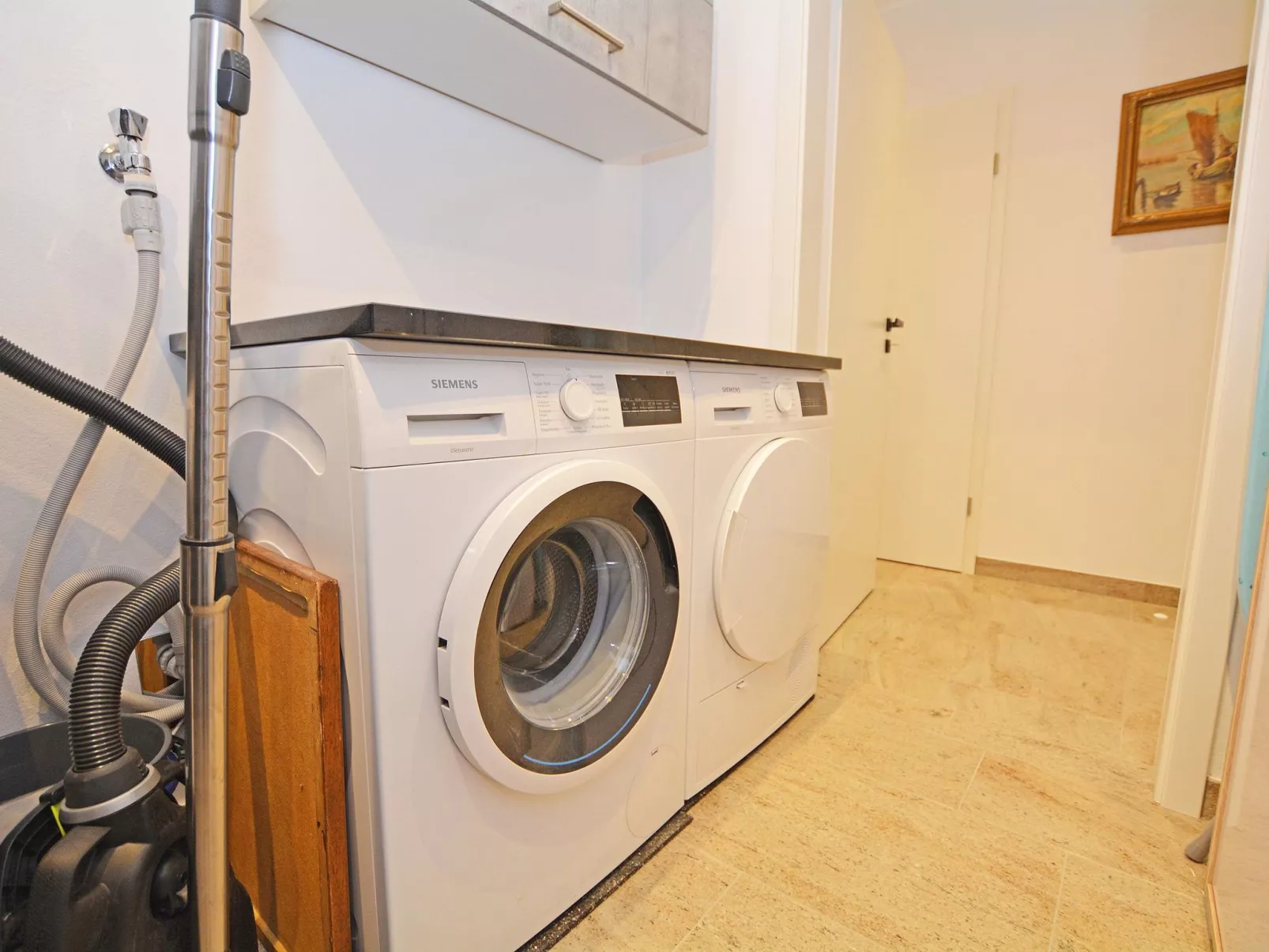 Merzijana Dachgeschoss in Stinteck - Image-tags.info