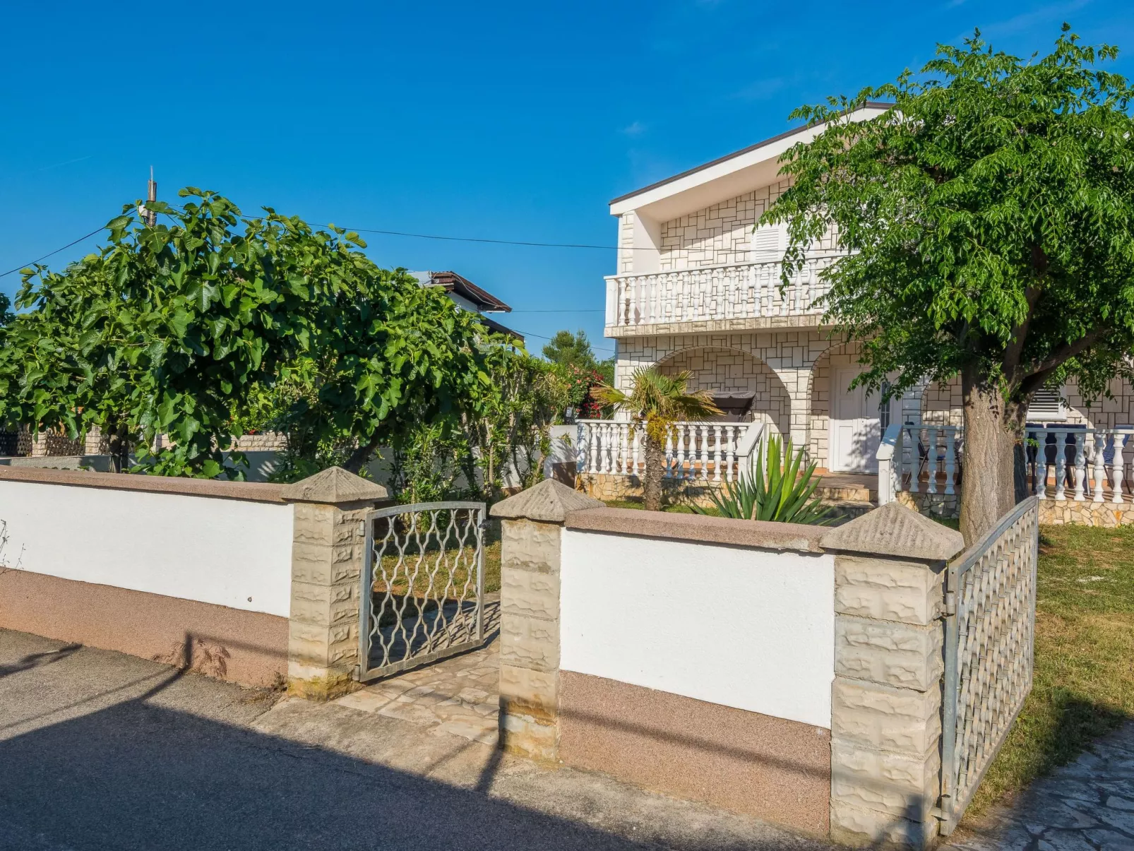 Appartement Loncar 1 - Image-tags.info