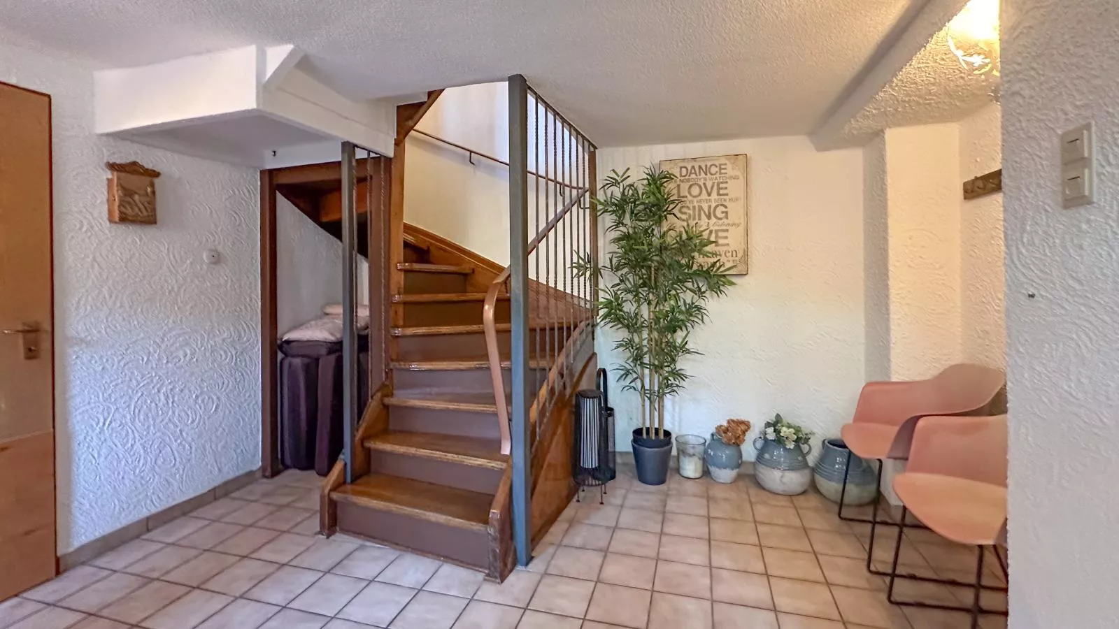 Burgen - Hal-ontvangst