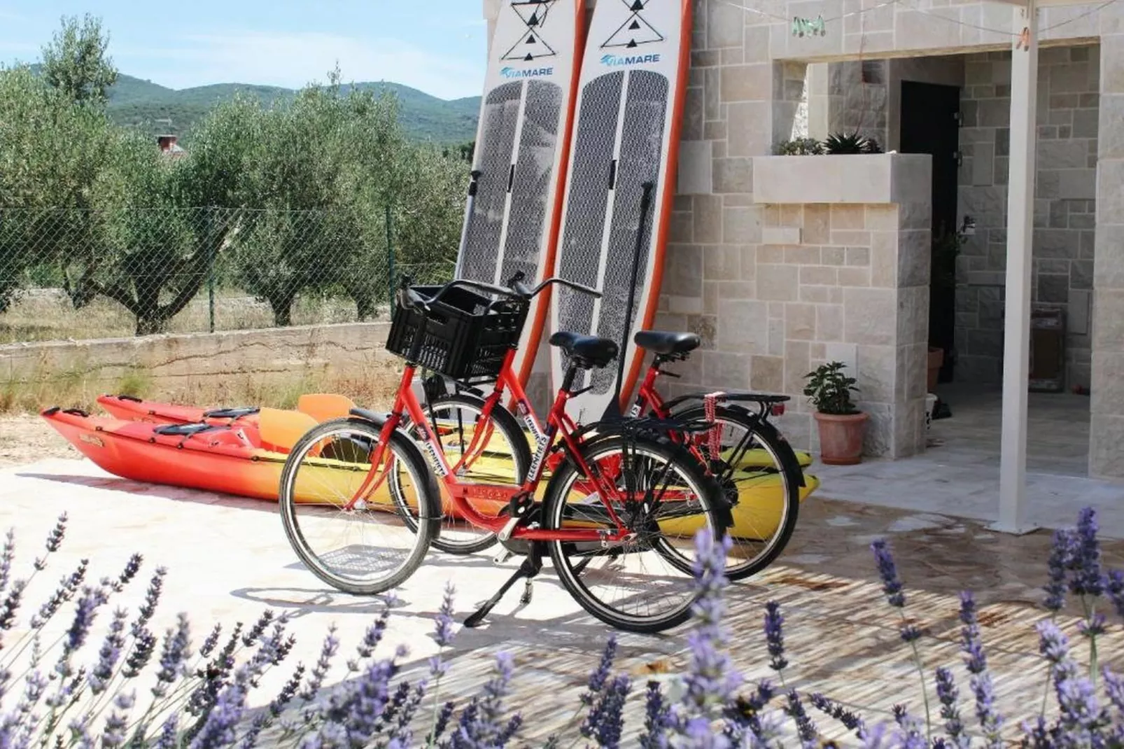 Villa Vera -Three Bedroom Villa with Swimming pool - Buitenlucht