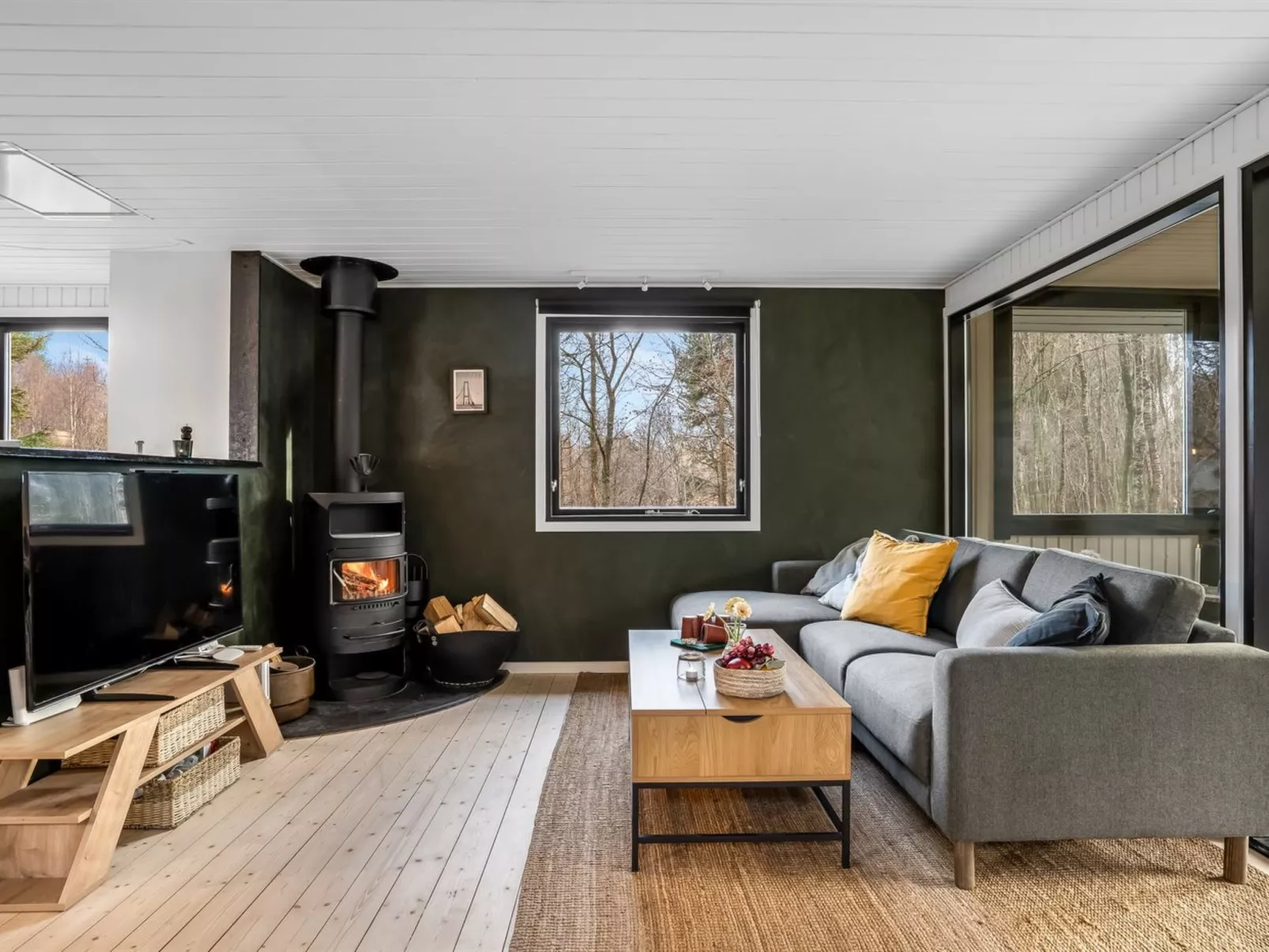 "Dreng" -  from the sea - Binnen