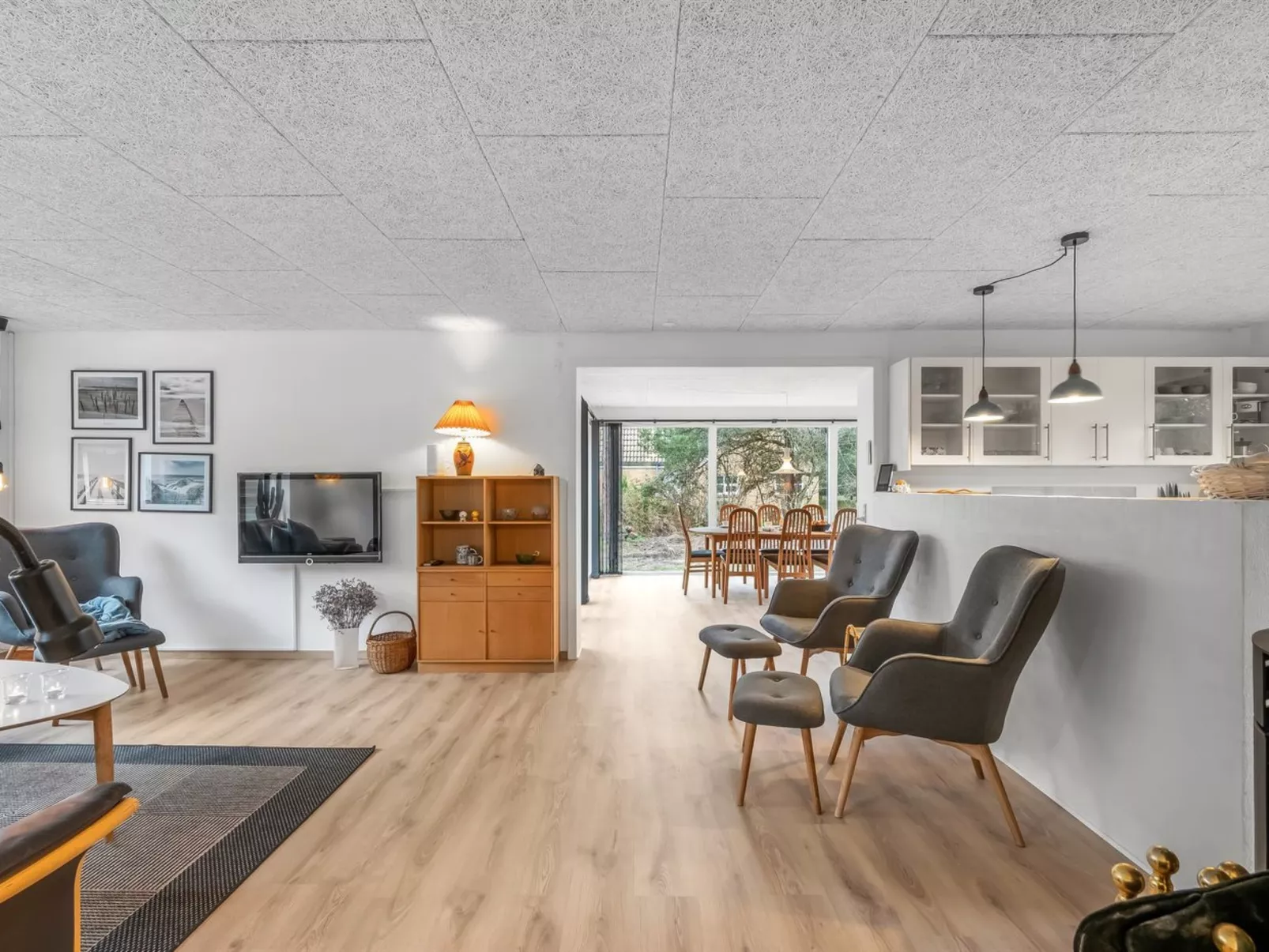 "Nele" - 1.4km from the sea-Binnen