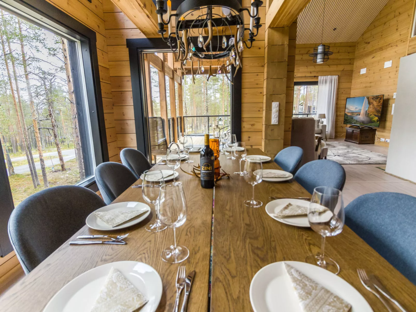 Villa valoisa - Binnen