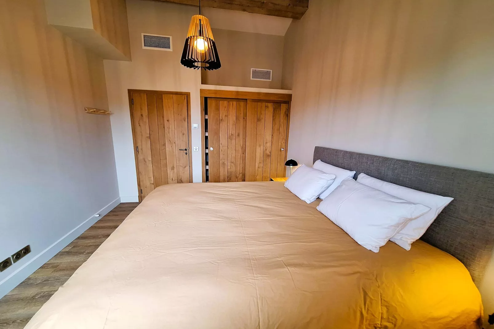 Le Mas Sorella – Votre Évasion Provençale au Cœur des Alpilles-Slaapkamer