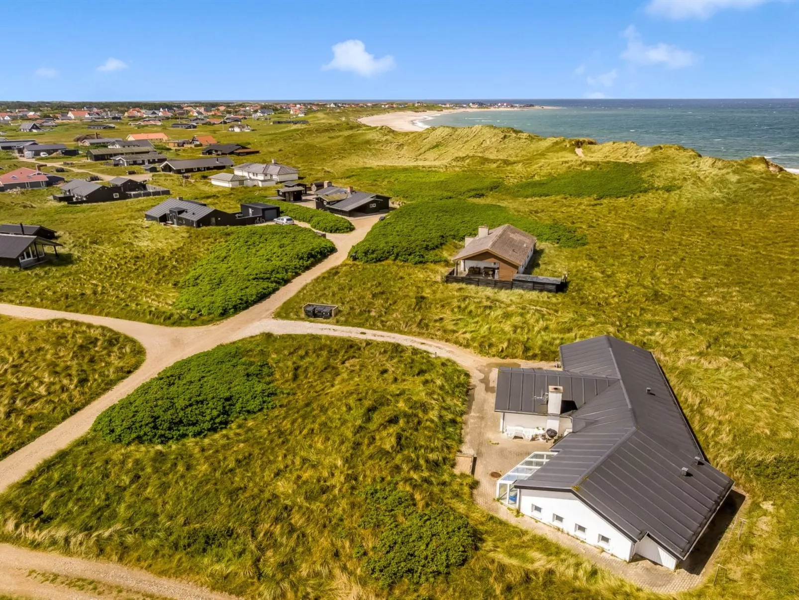 "Nimrod" - 70m from the sea-Buiten