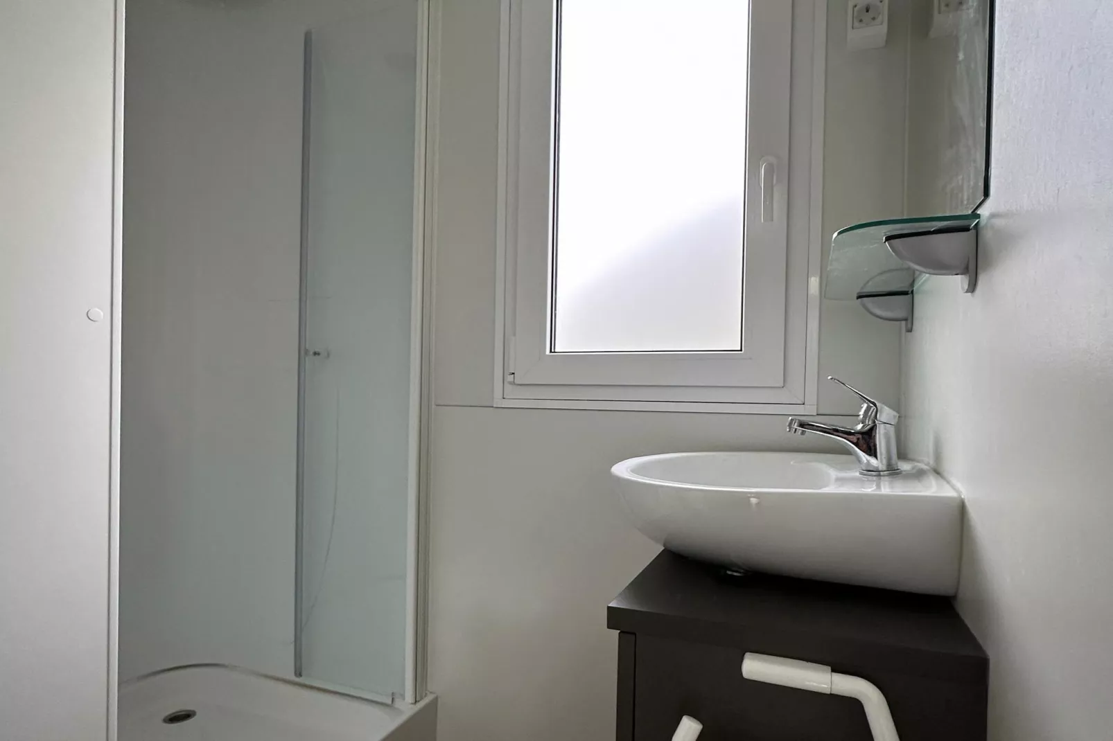 Mobilhome Bali 1 - Badkamer