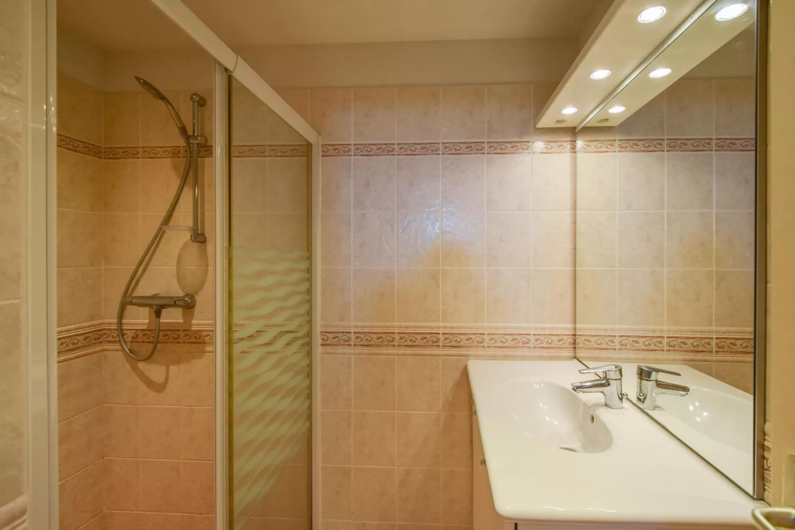 Pavillon 3 - Badkamer