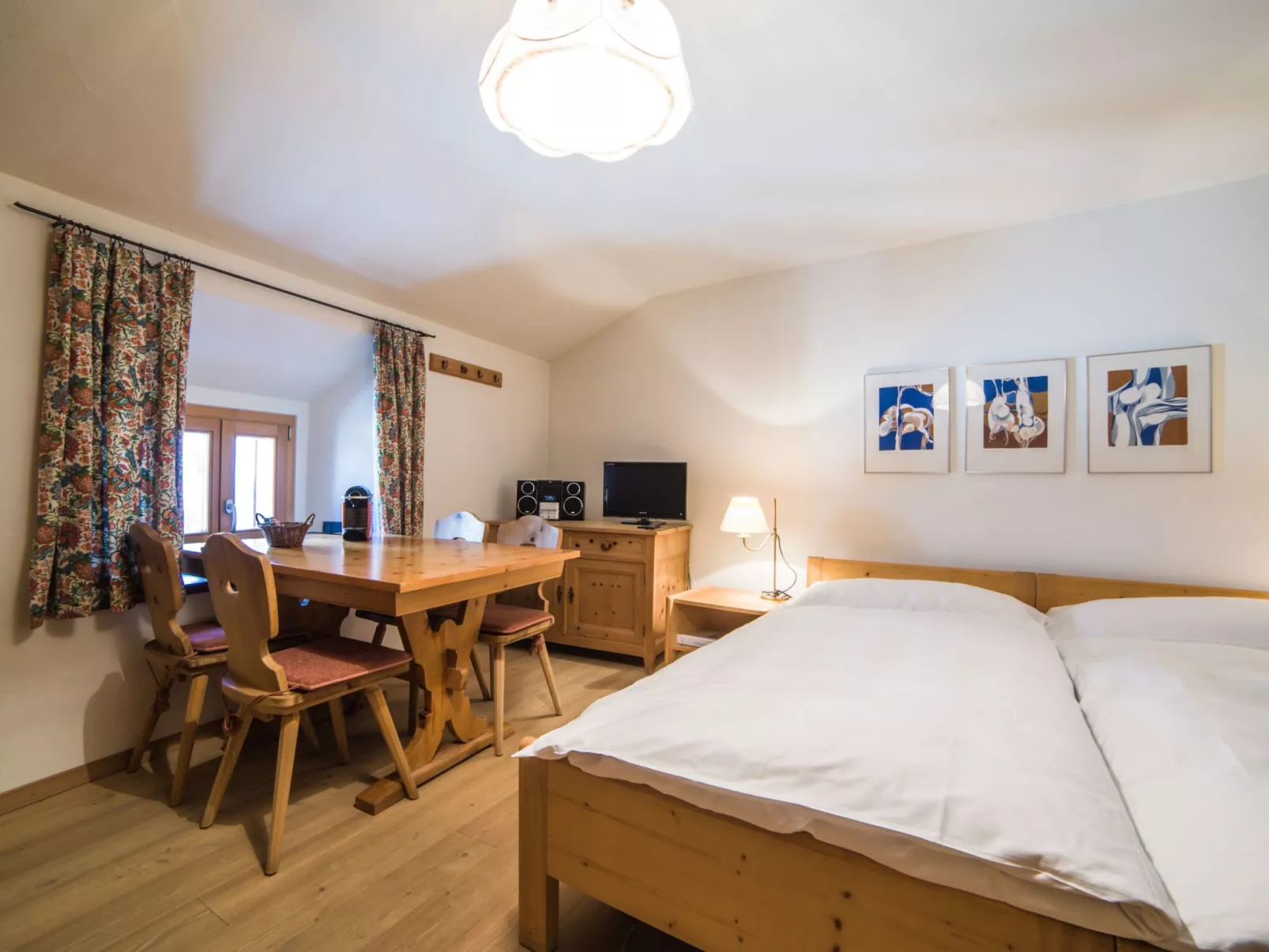 Roseg und Nair - Image-tags.info