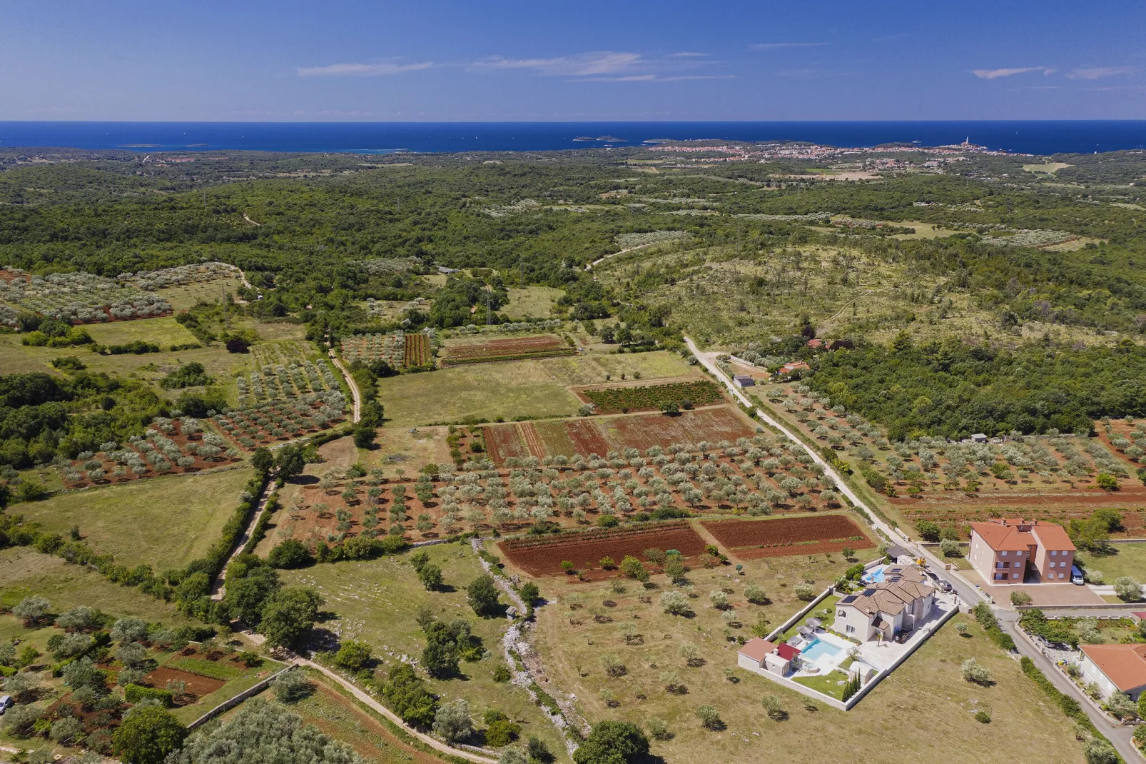 Villa Paradiso-Buitenkant zomer